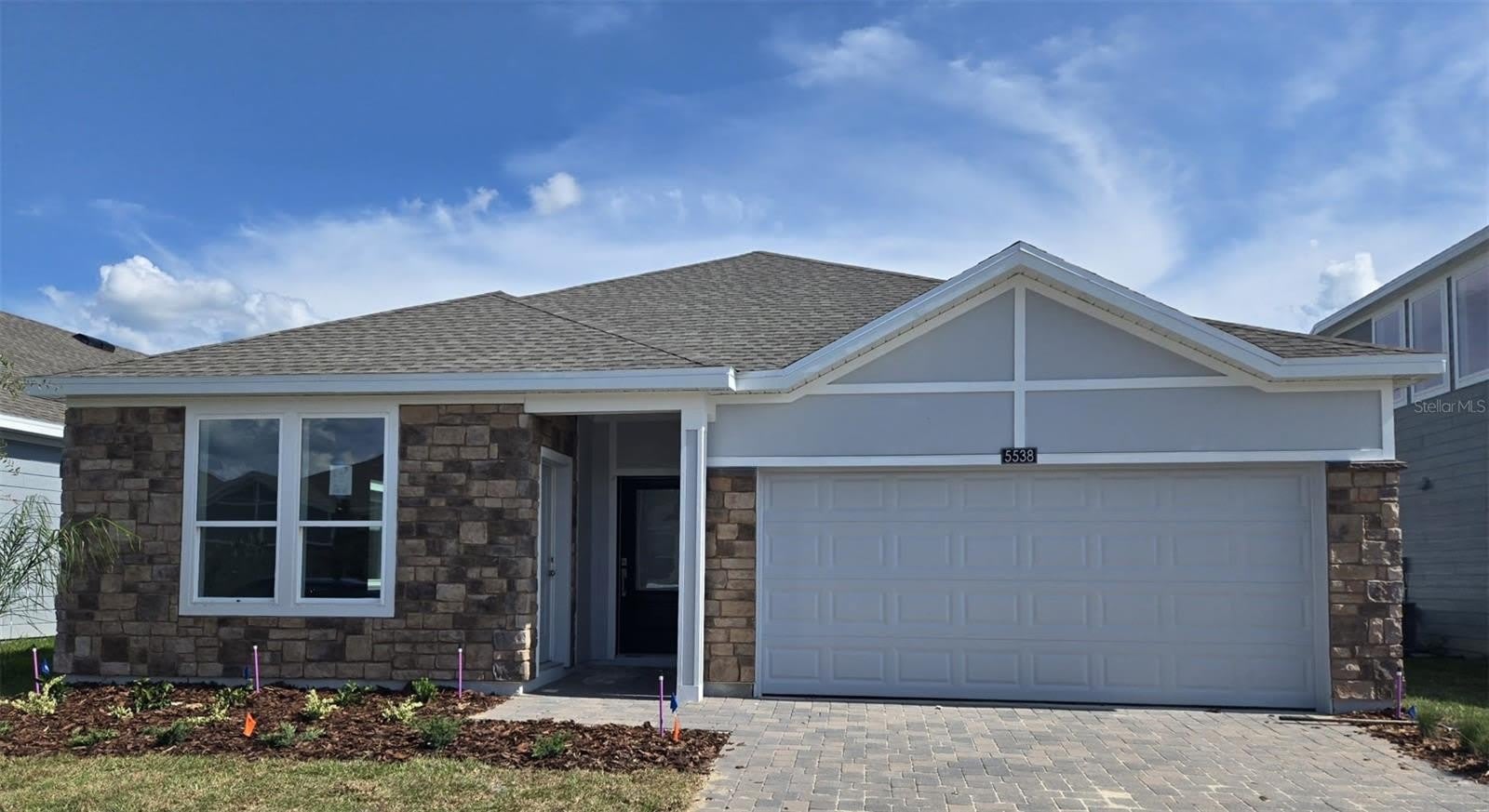 5538 Lewisham Drive – photo 1