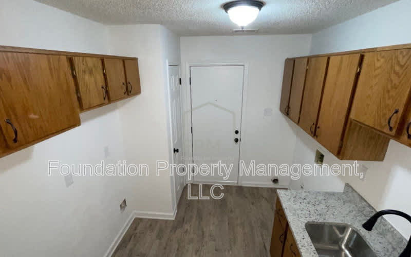 2605 Whitman Avenue – photo 3