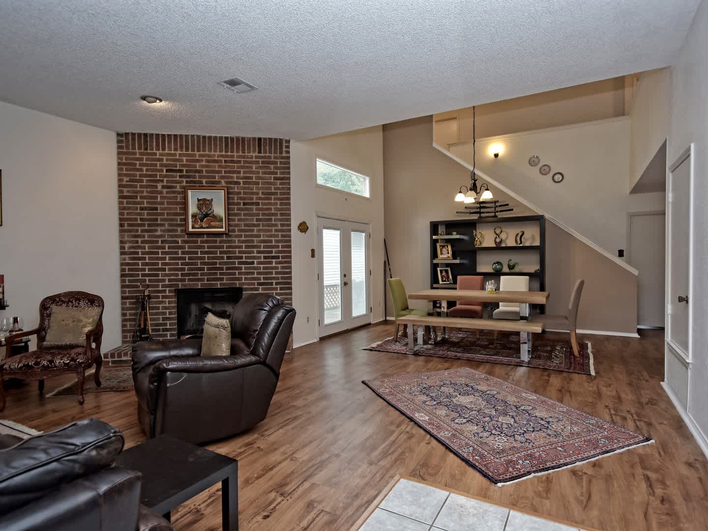 Beautiful 4 Bedroom 2 5 Bath Home In Maple Run Furnished – photo 4