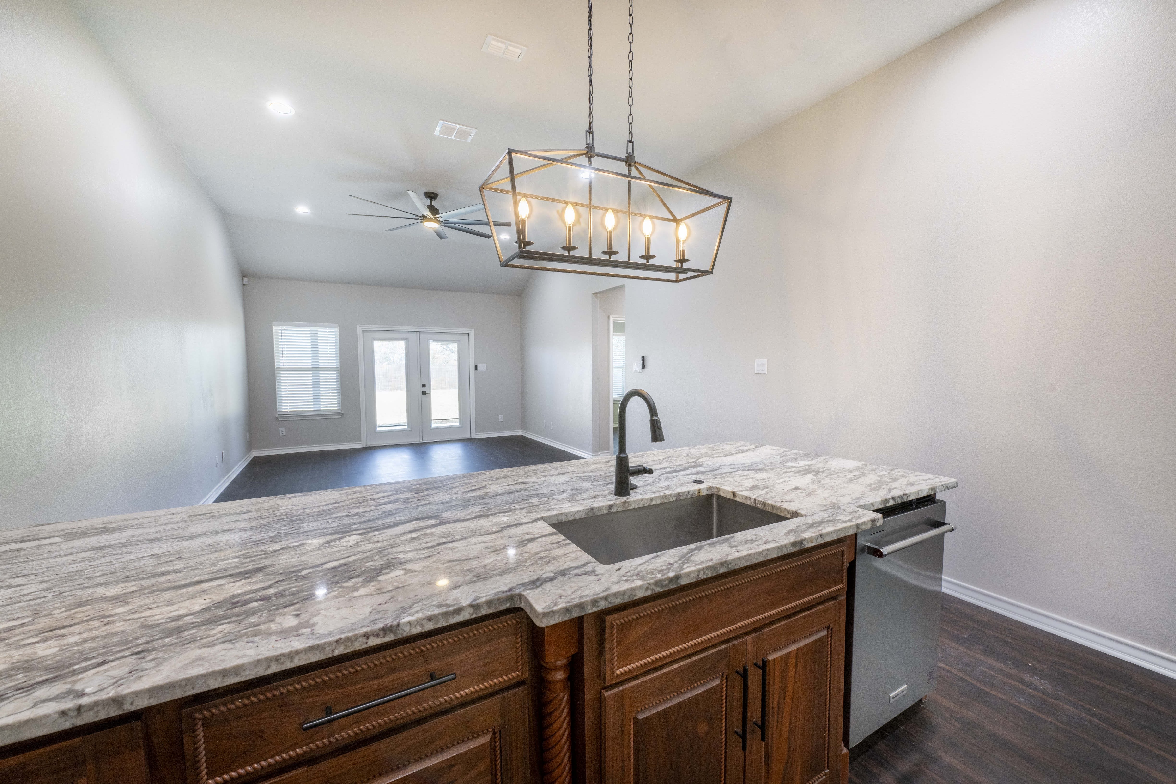301 Navarro Way – photo 2