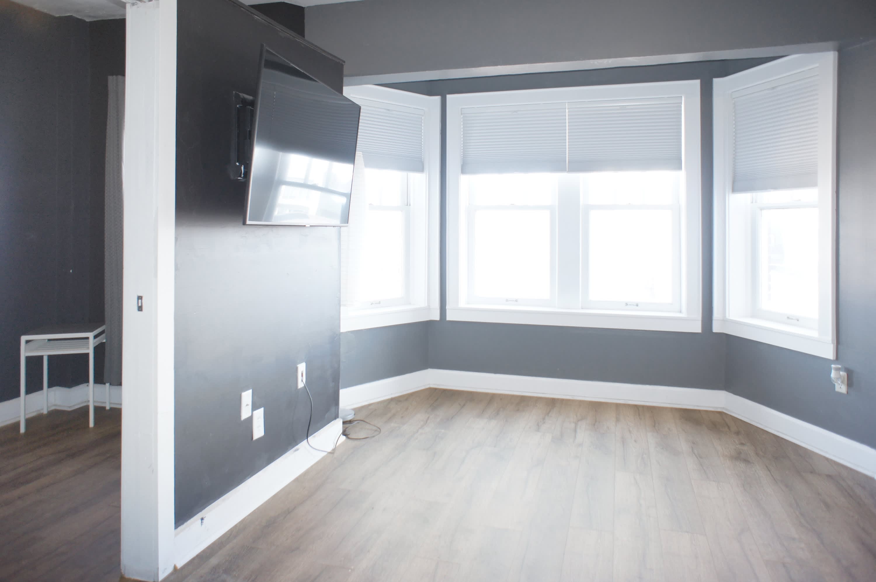 230 East 9th Street – photo 2