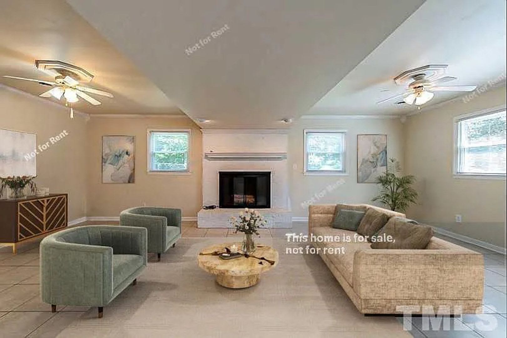 Room in 6 Bedroom Home at Oak Park Rd – photo 2