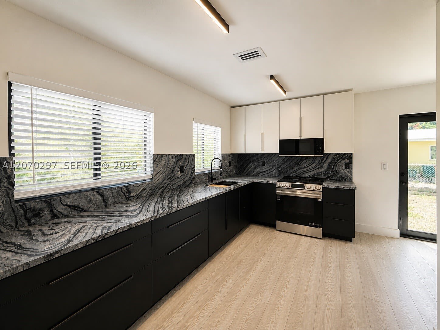 224 Hispanola Rd – photo 4