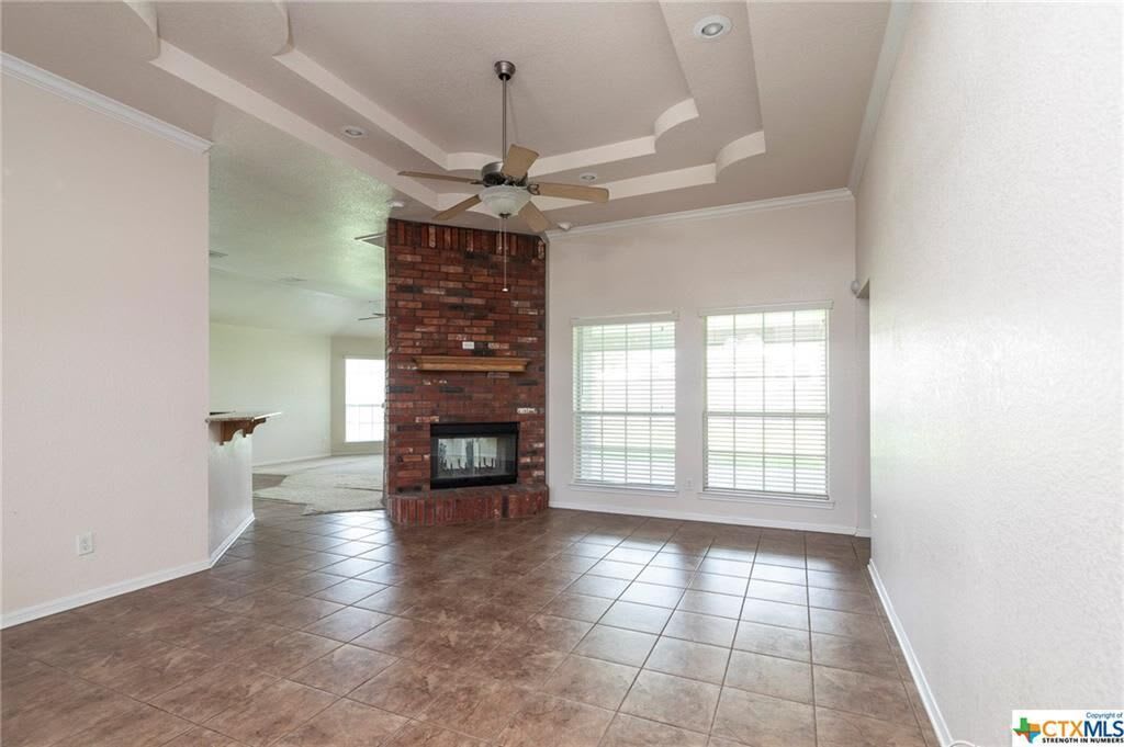 2605 Wisteria Lane – photo 5
