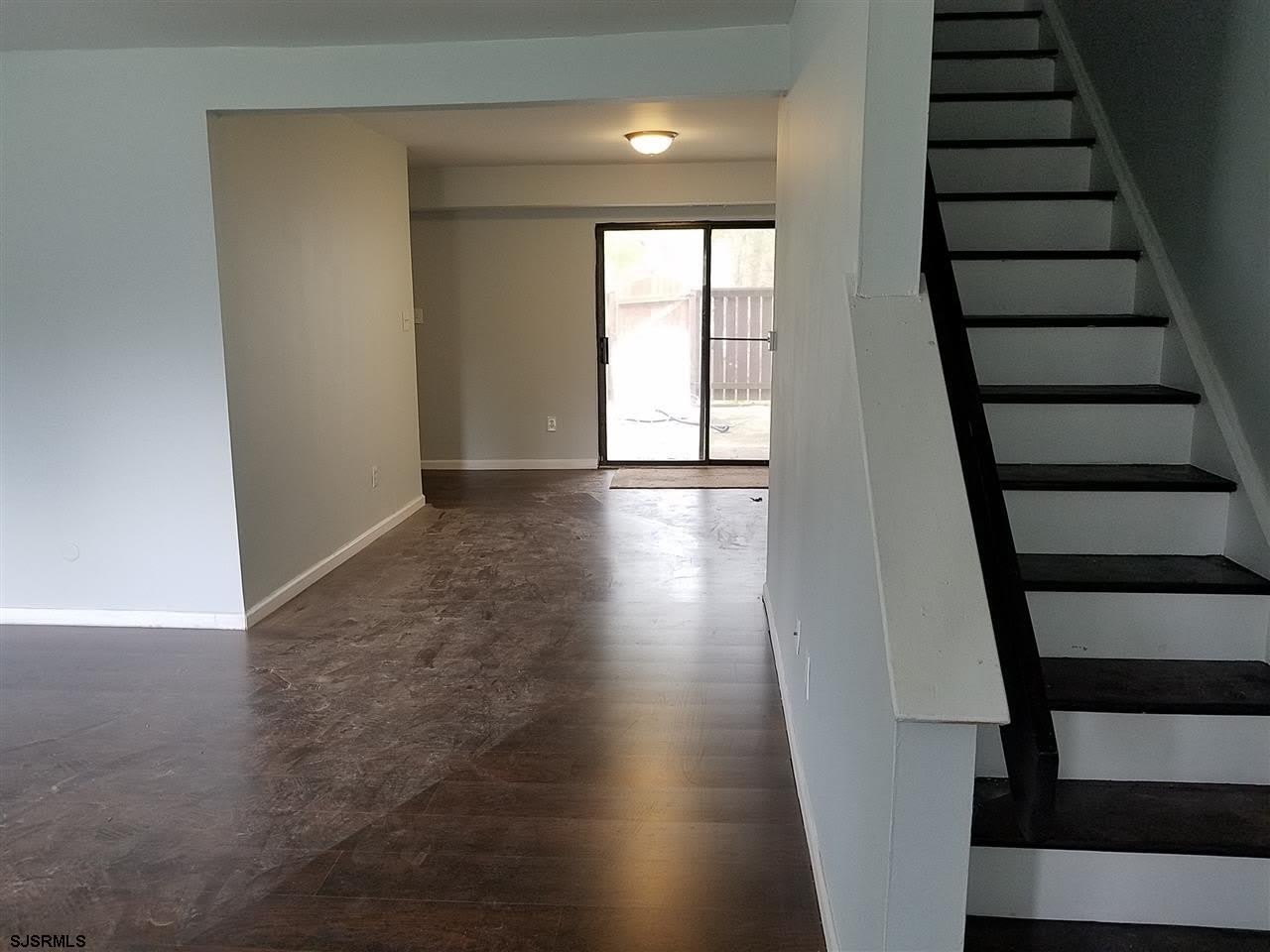 2441 Bayberry Ct – photo 2