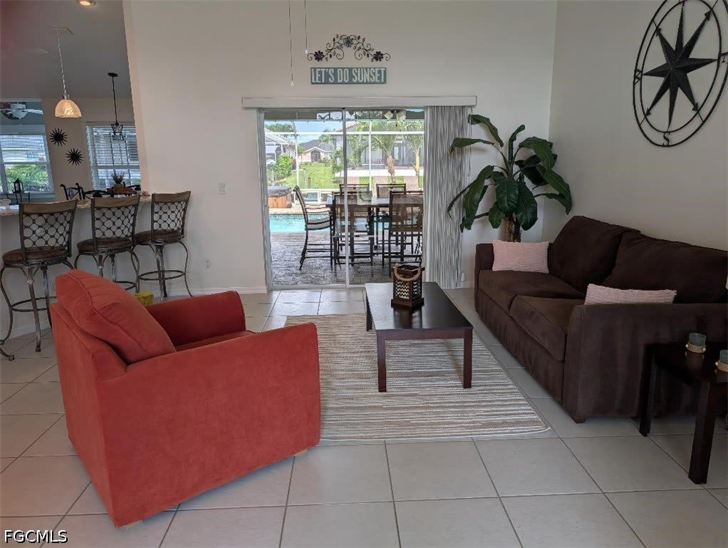 5008 SW 9th Place – photo 3