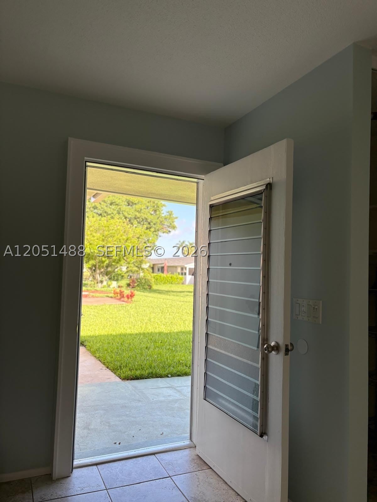 2630 Barkley Dr E – photo 2