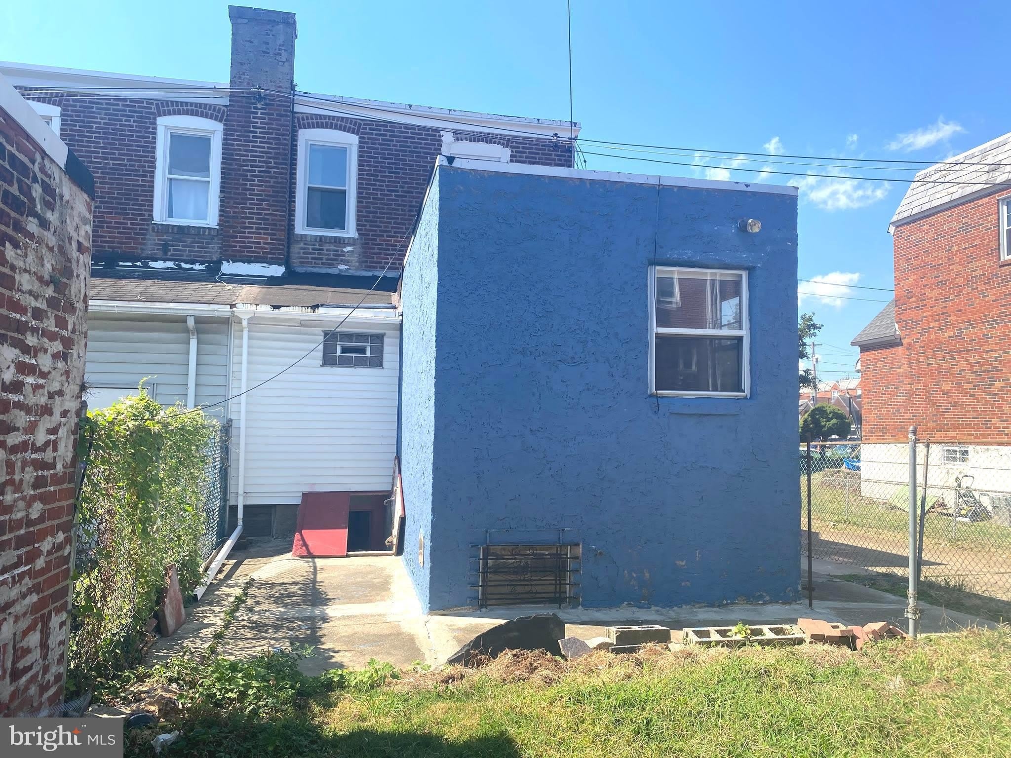 2241 KNORR Street – photo 5