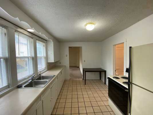 520 Oak Street – photo 2
