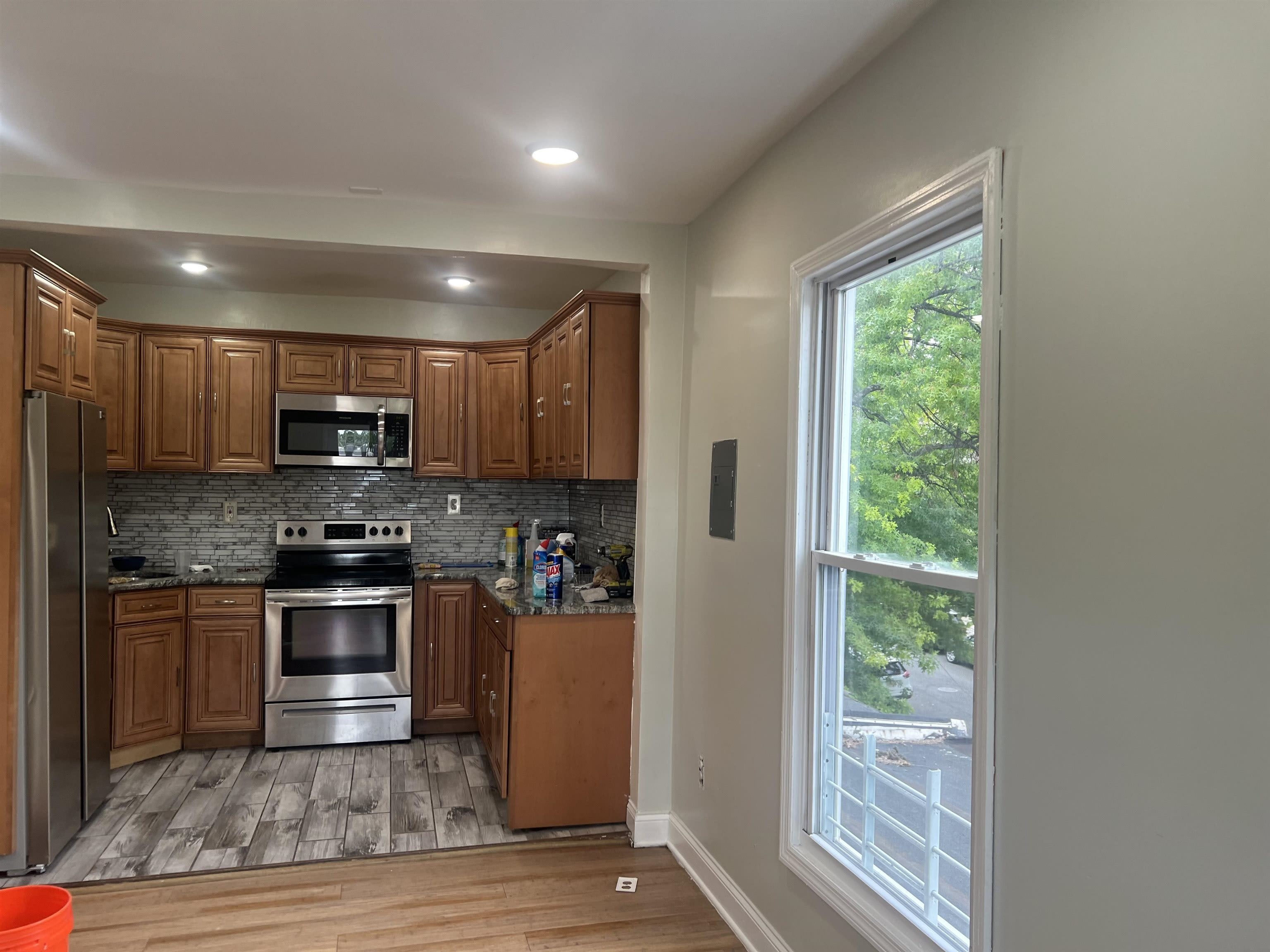 113 Belmont Ave – photo 2