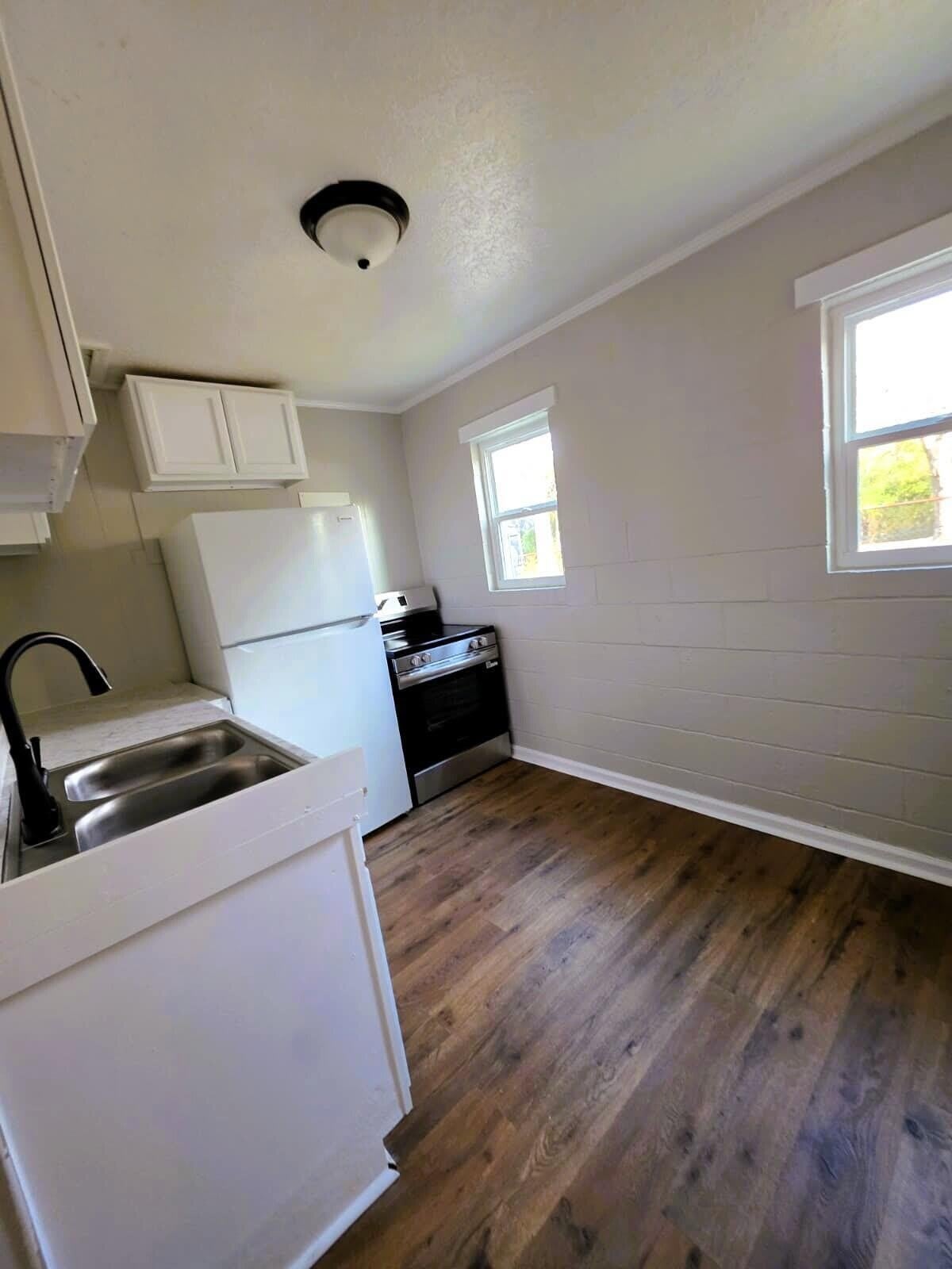 532 NW Hampton Avenue NW – photo 4