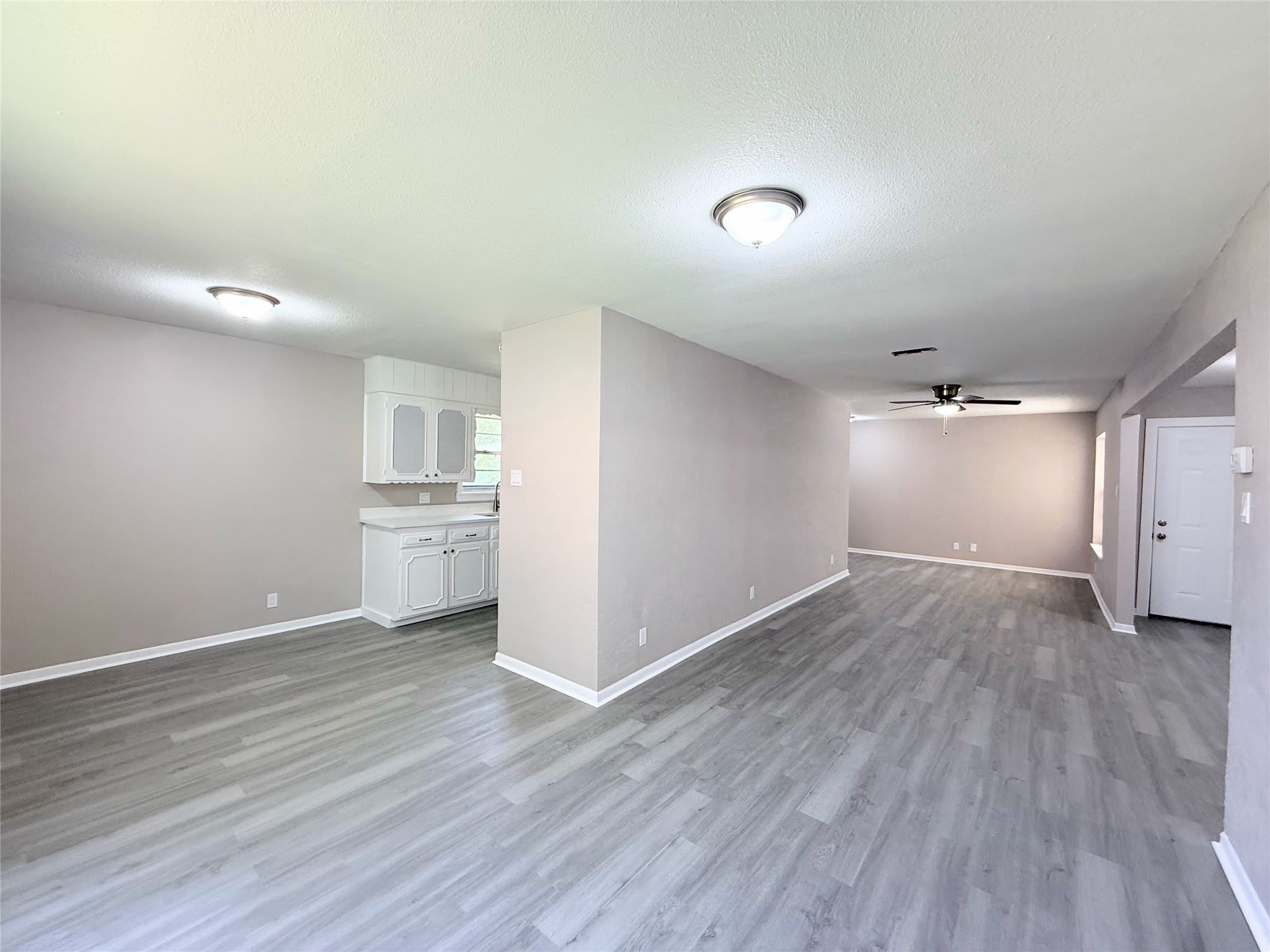 1228 Oak Drive – photo 3
