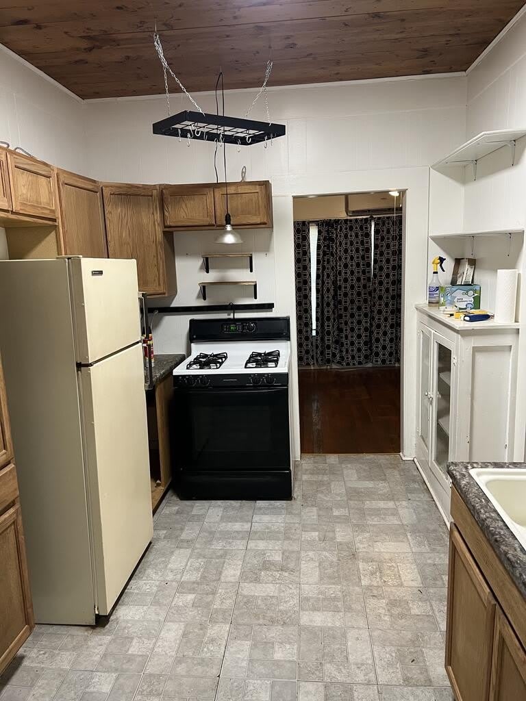 818 N Wheless Ave – photo 4