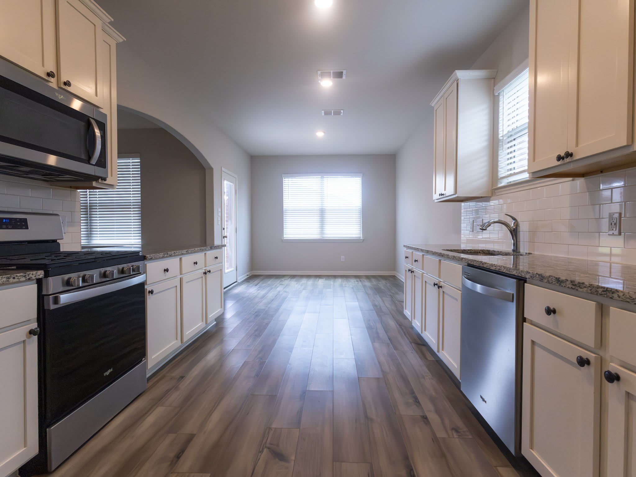 2100 Penaflor Drive – photo 3