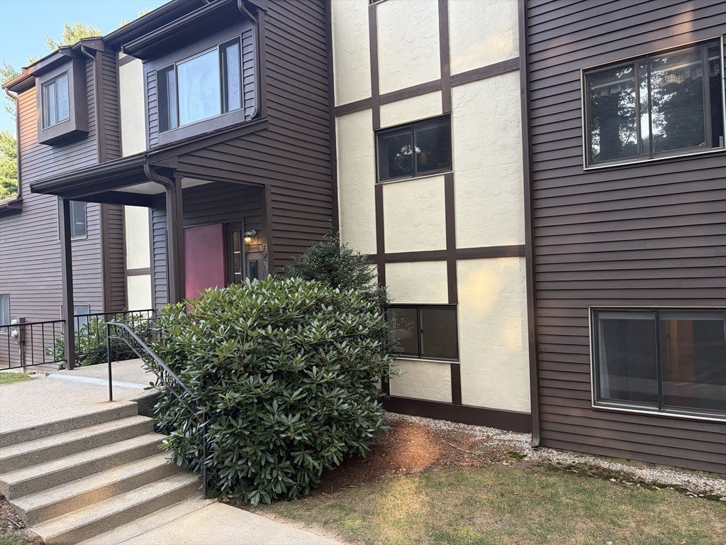 76 Highwood Dr – photo 1