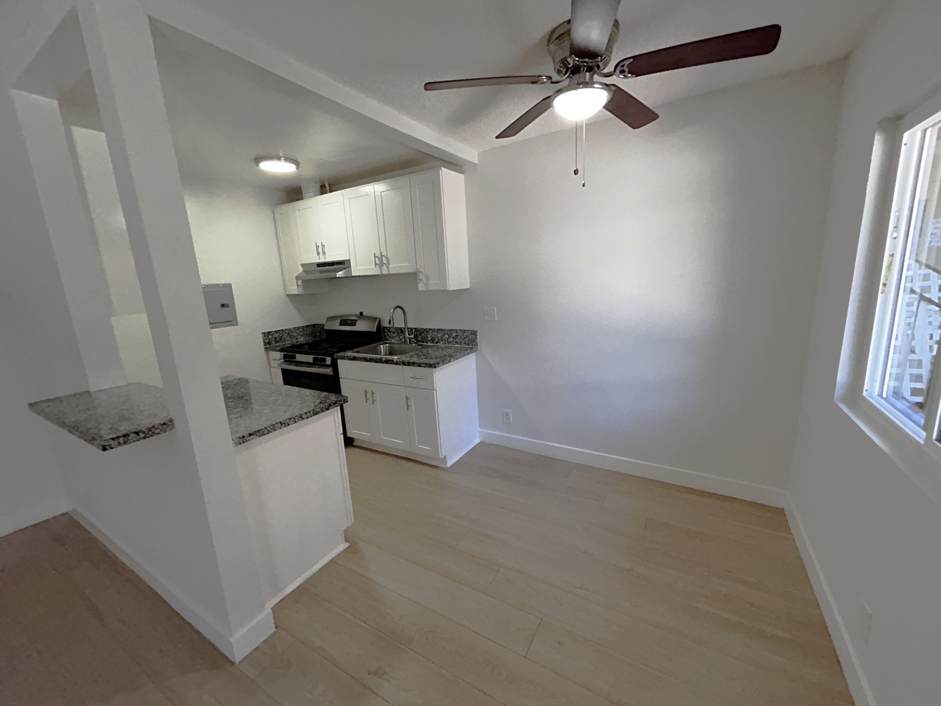 128 South Commonwealth Avenue – photo 5