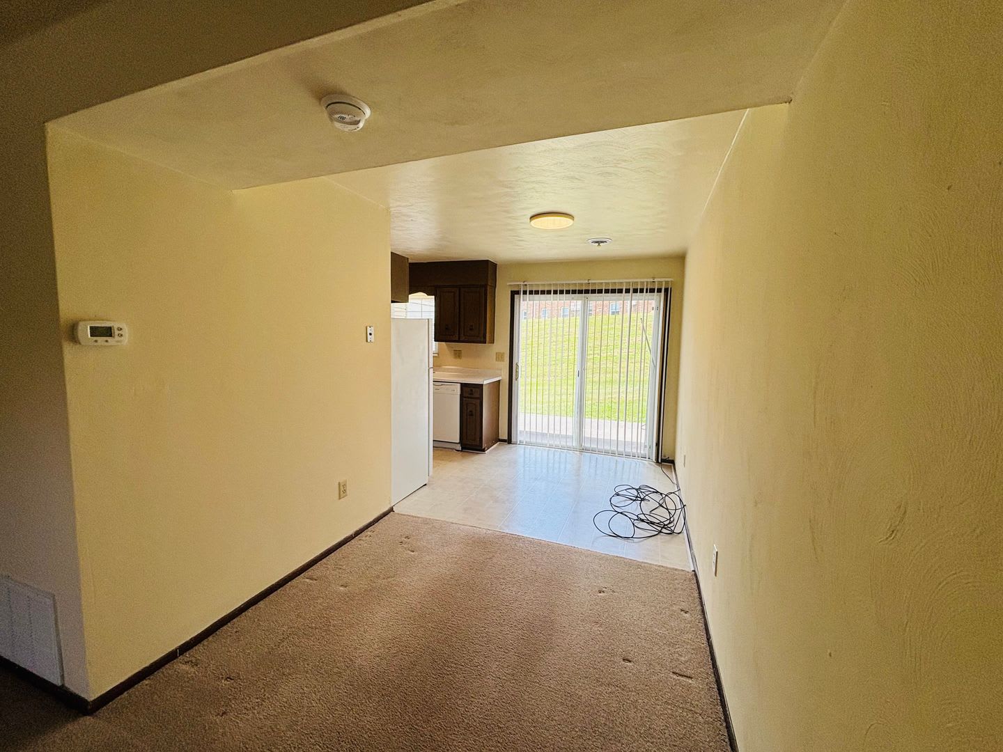 2 Bedroom, 1.5 Bath Townhouse – photo 5