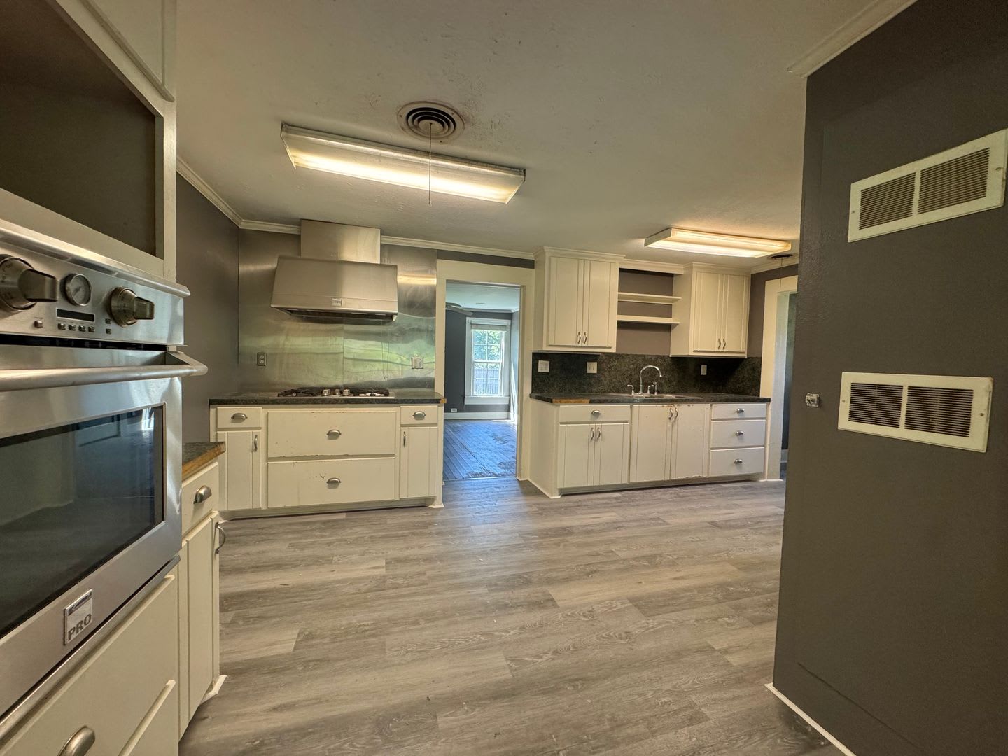 Charming 2 Bed 1 Bath Home With Premier Outdoor Living Space – photo 3