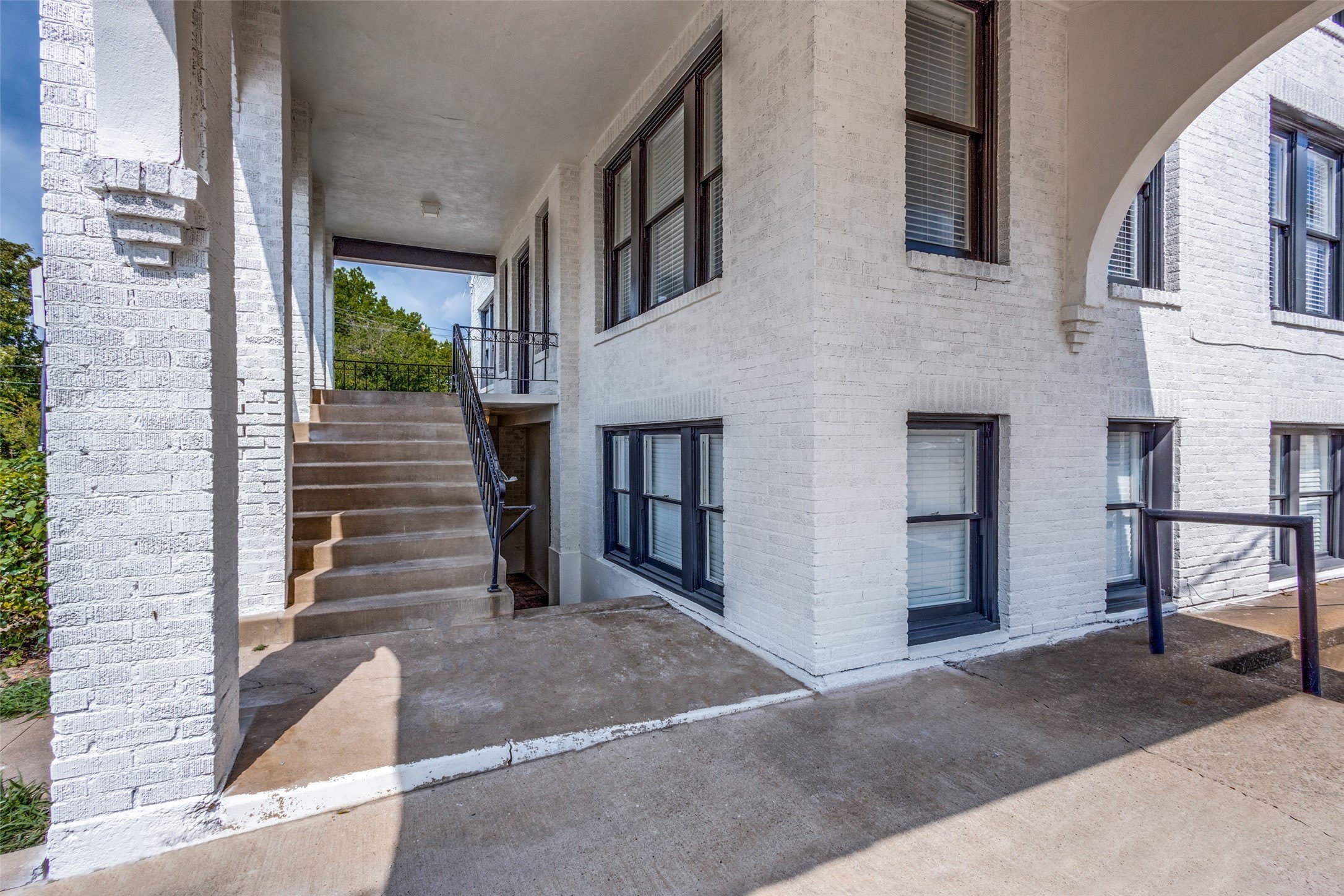 2309 Wesley Street – photo 4