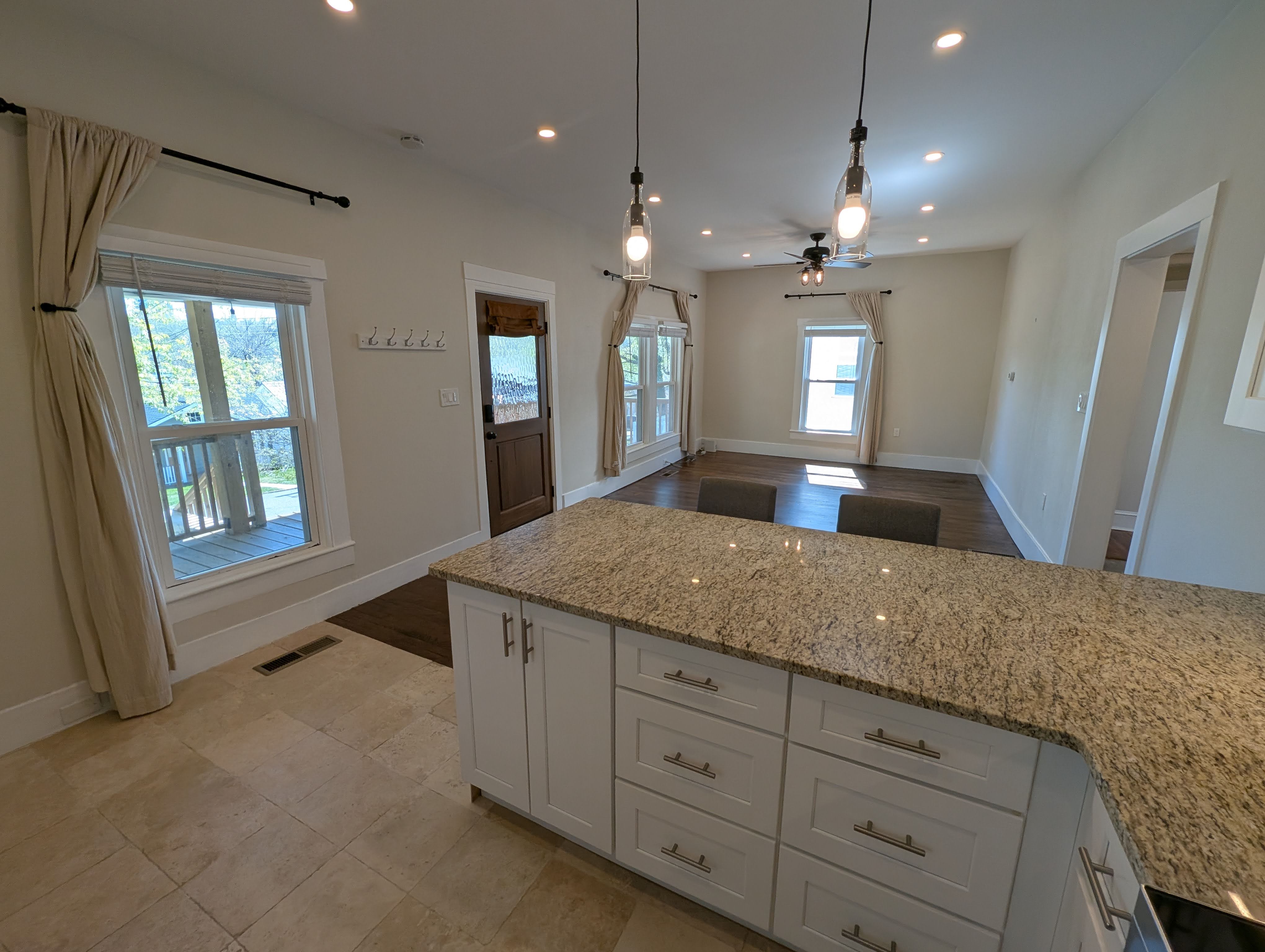 30 Woodrow Ave – photo 4