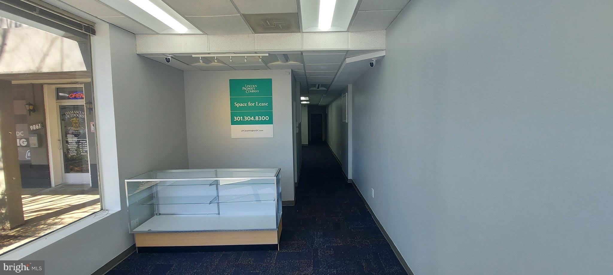 9859 MAIN Street – photo 3