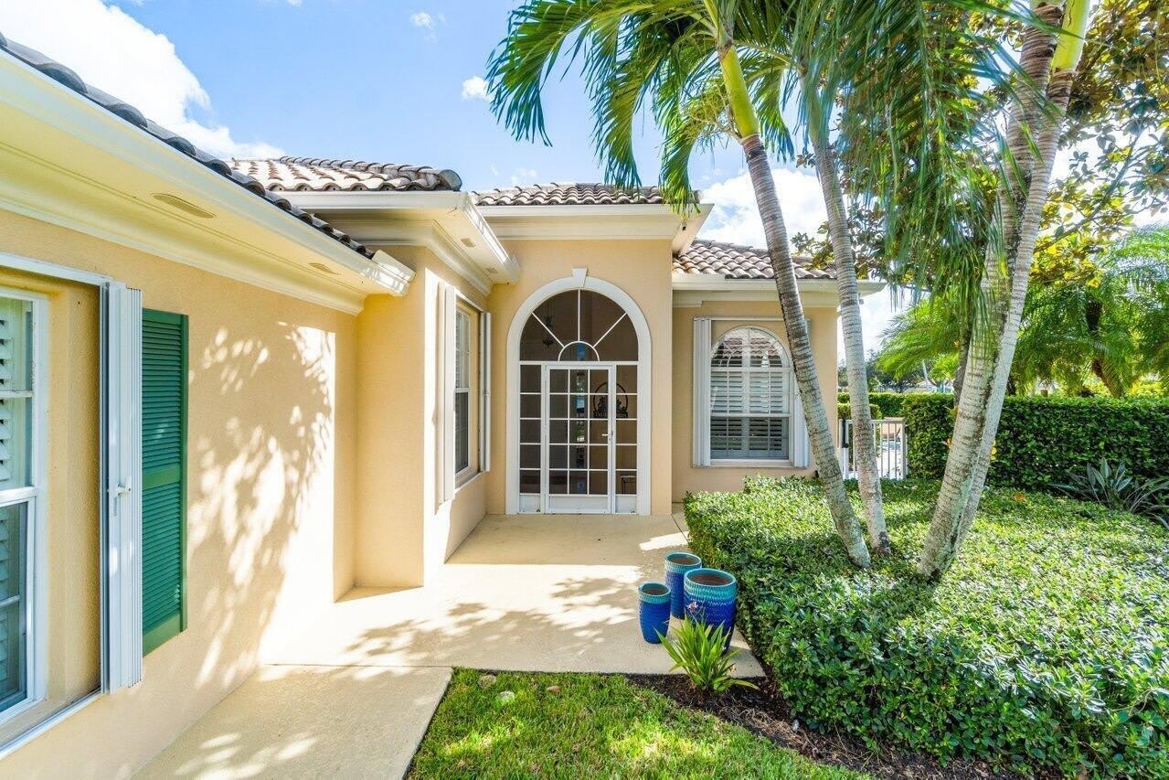 8222 Dominica Place – photo 5