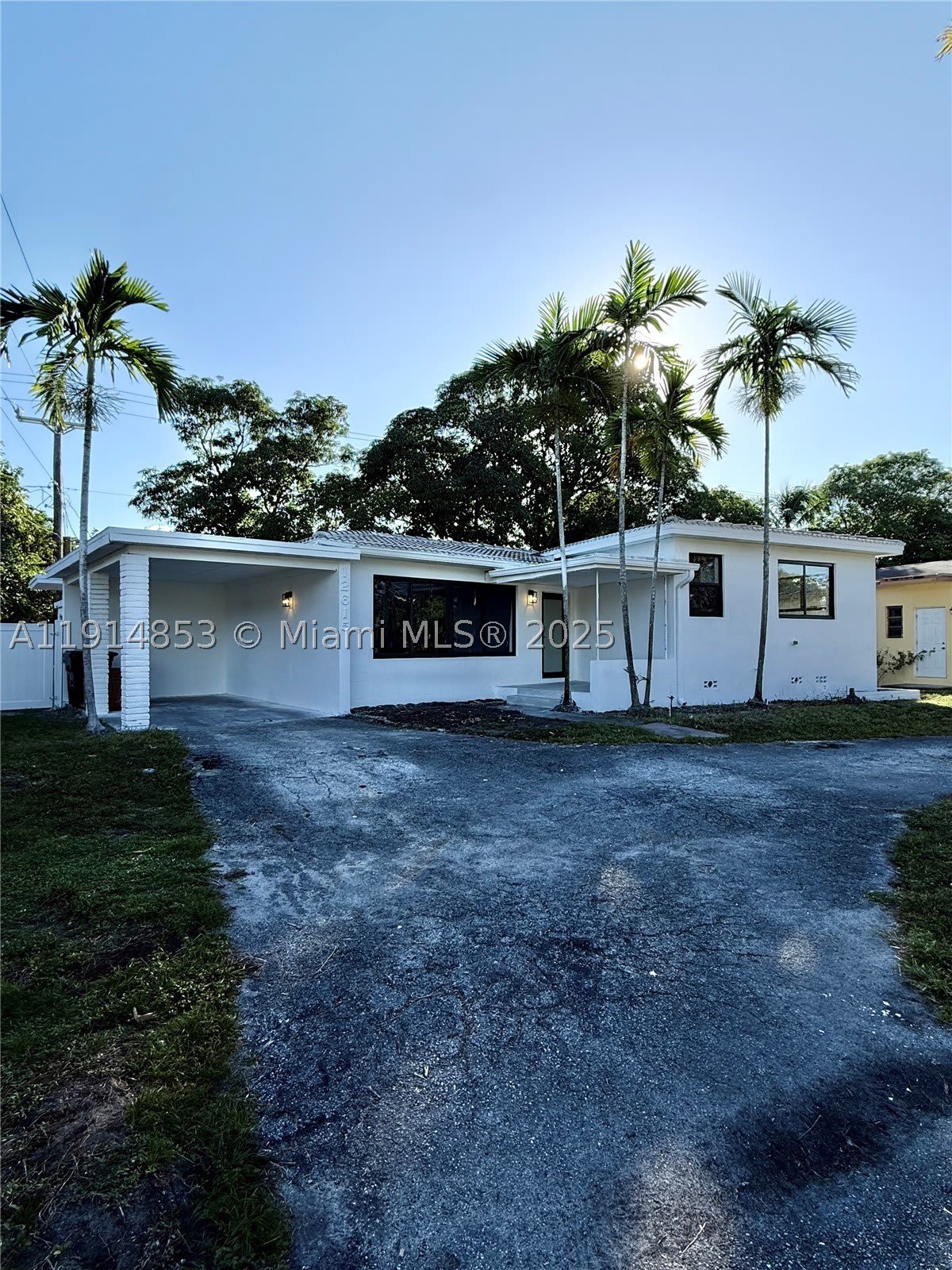12615 N Miami Ave – photo 2