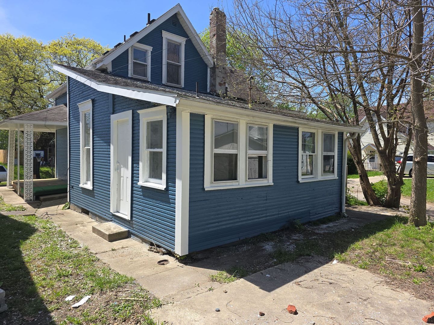 Fully Renovated Home Historic West Side Of Downtown – photo 2