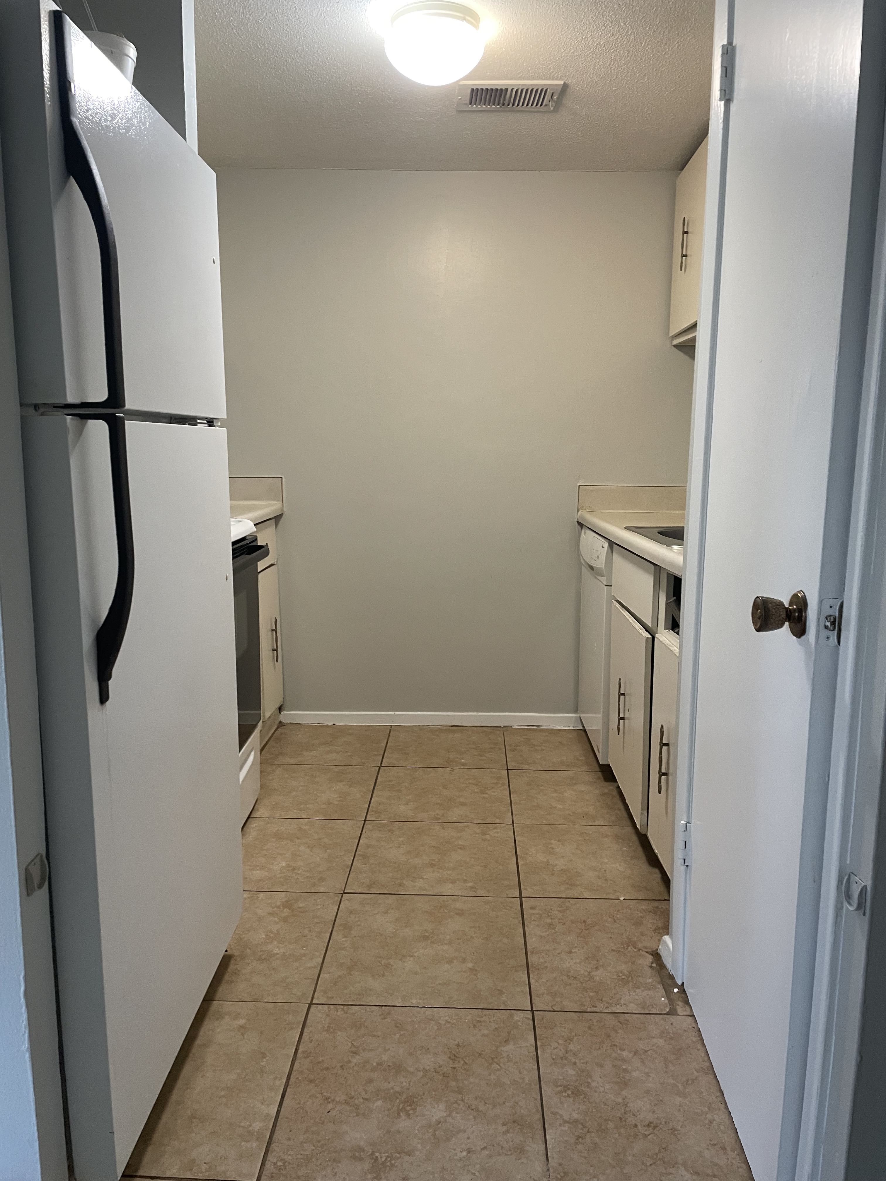 635 Patterson Street,apt # 4 – photo 3