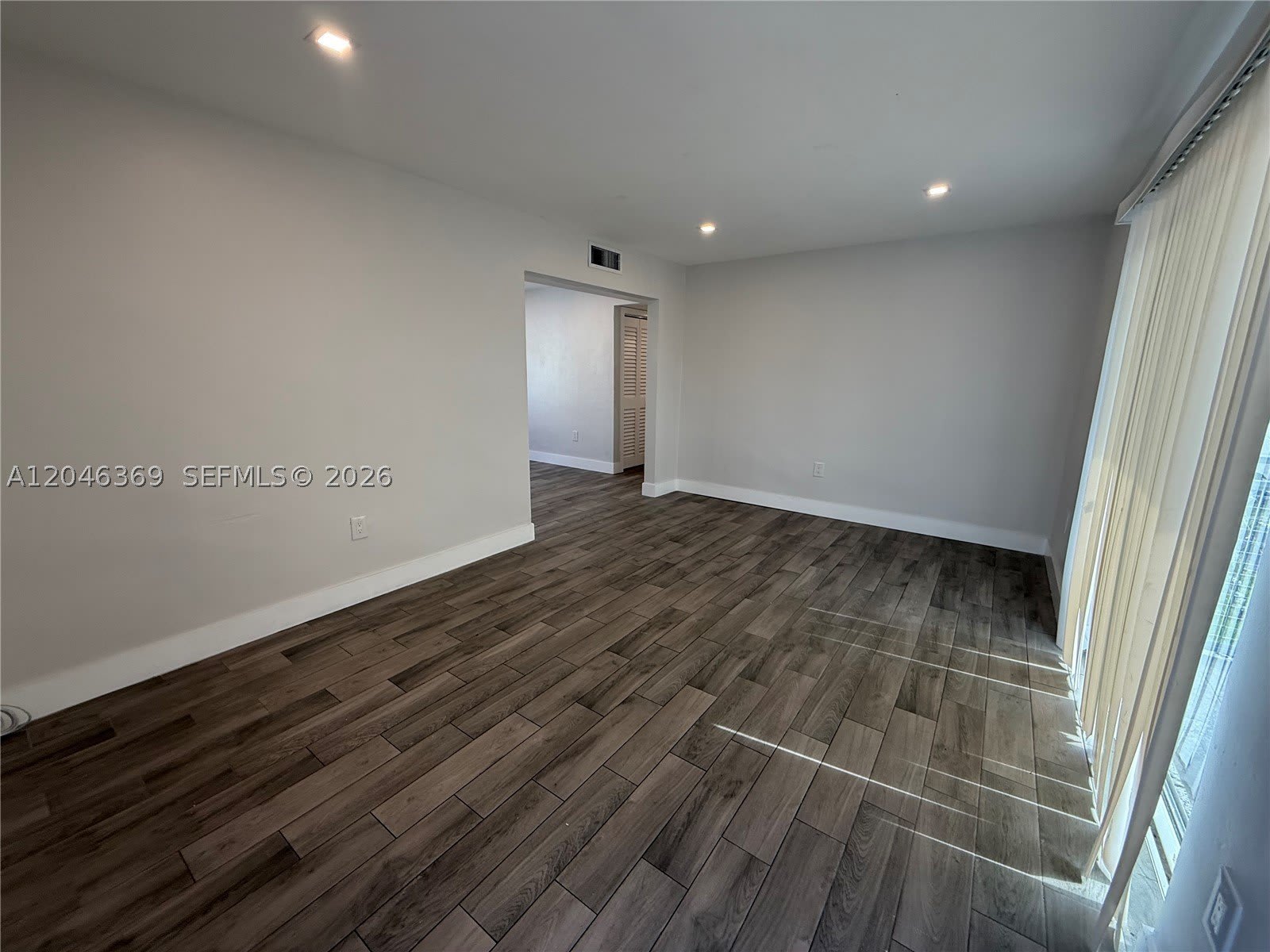 837 SE 12th Street – photo 2