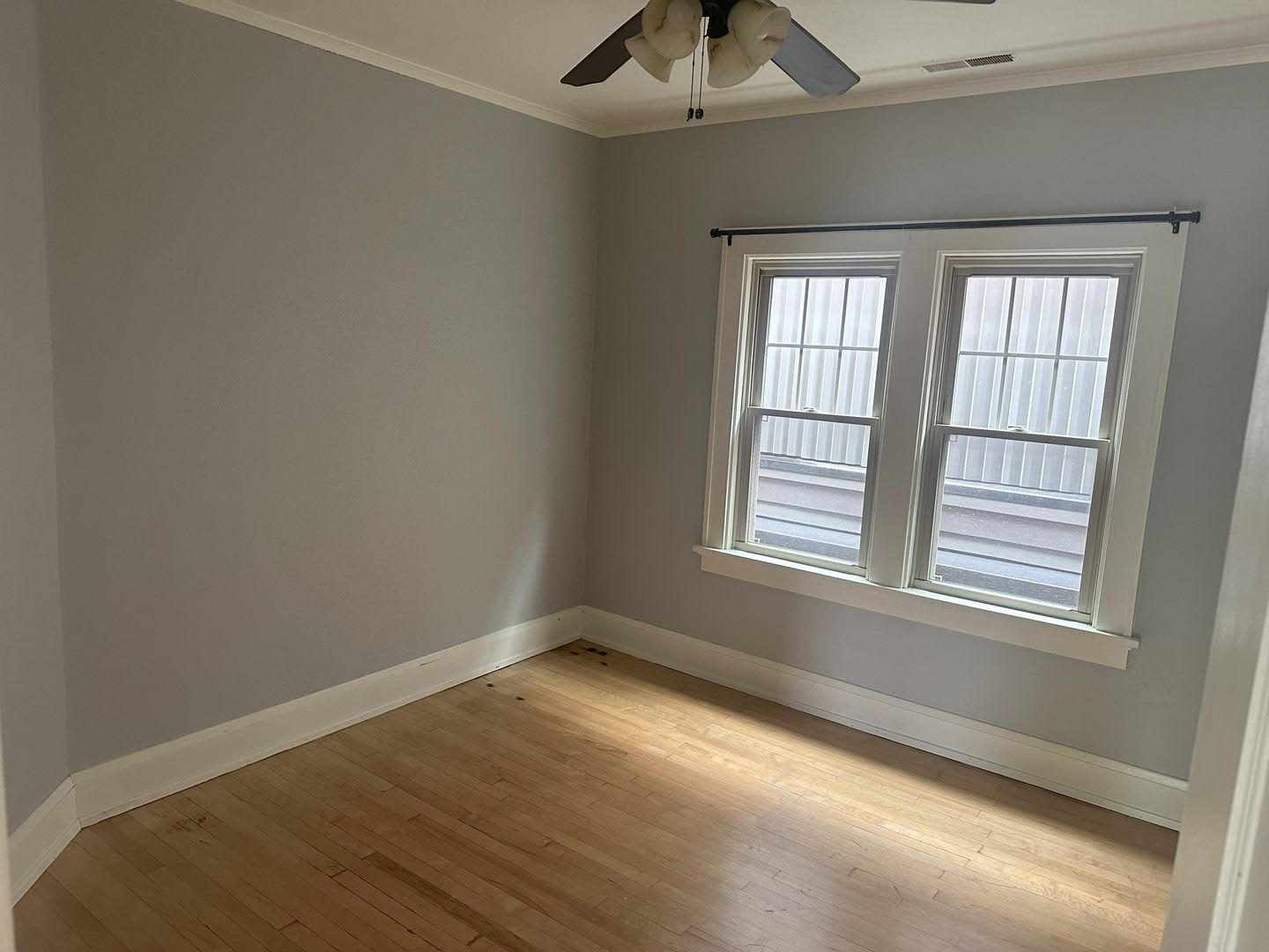 1645-1647 N Astor St – photo 3
