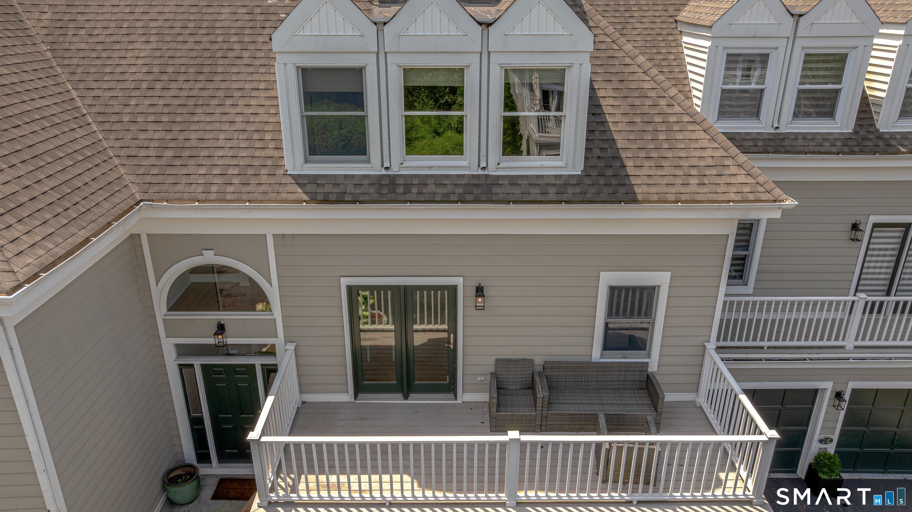 450 Center Street – photo 3
