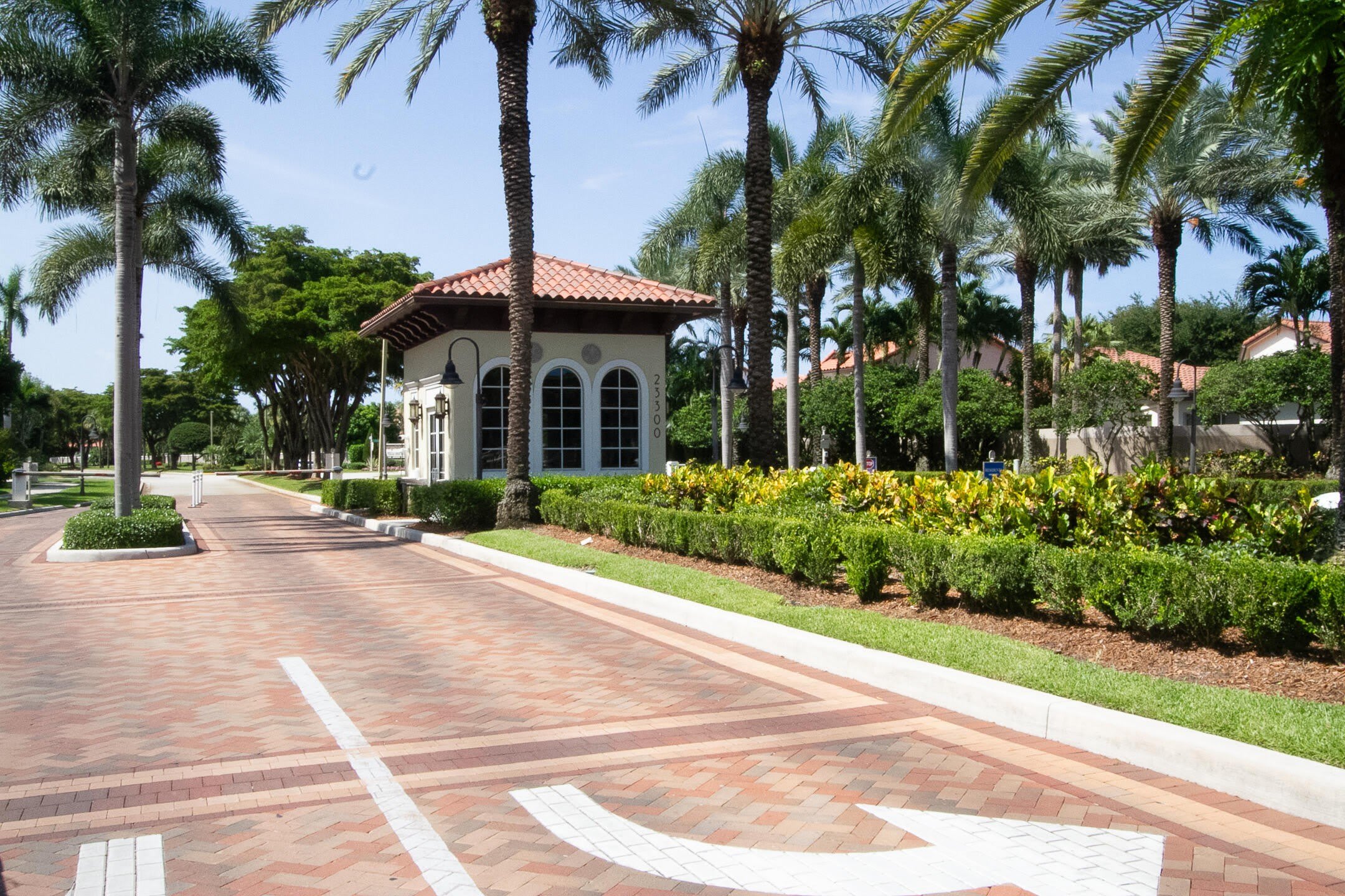23045 Clear Echo Drive – photo 2