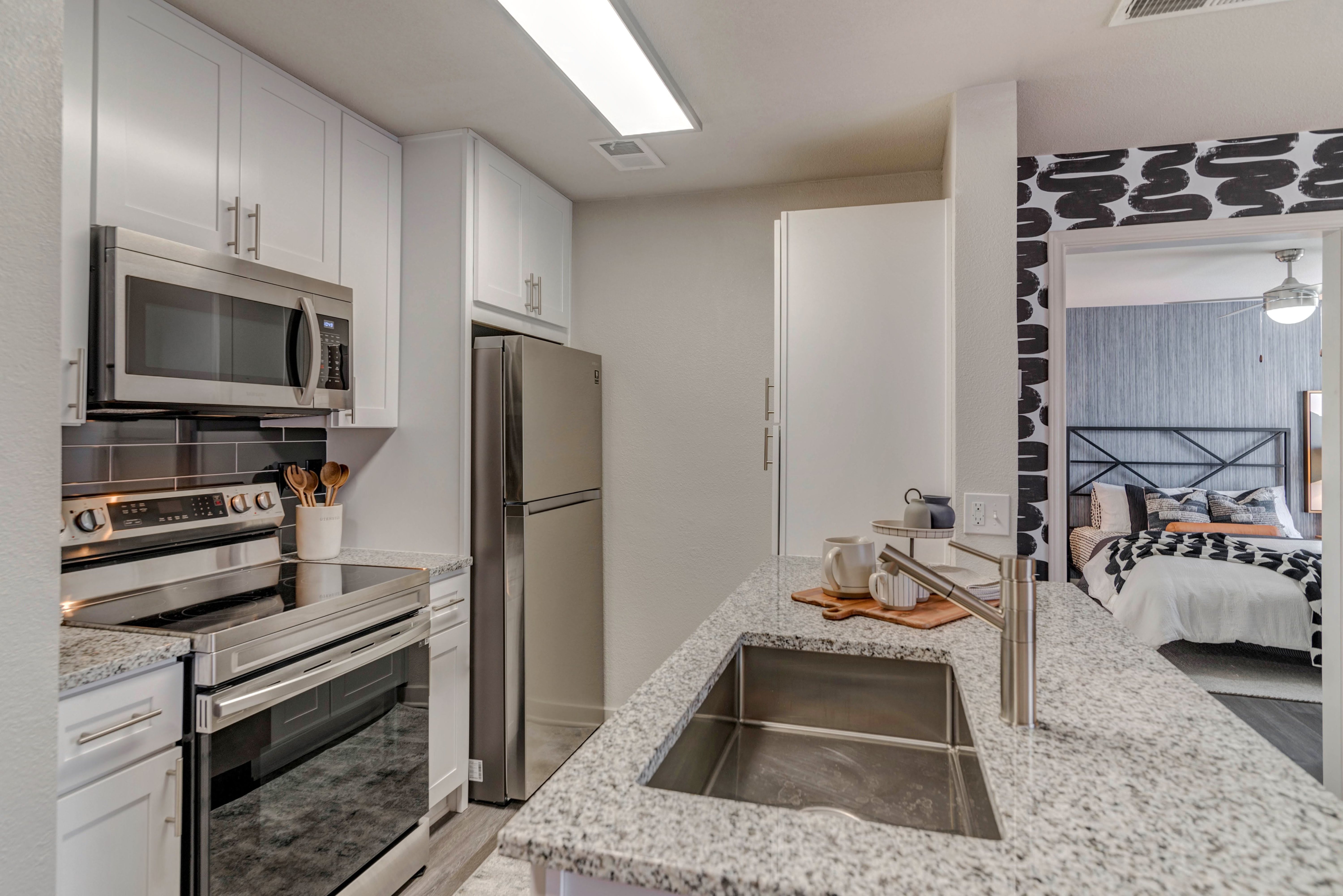 Huntington Glen Apartments – photo 1