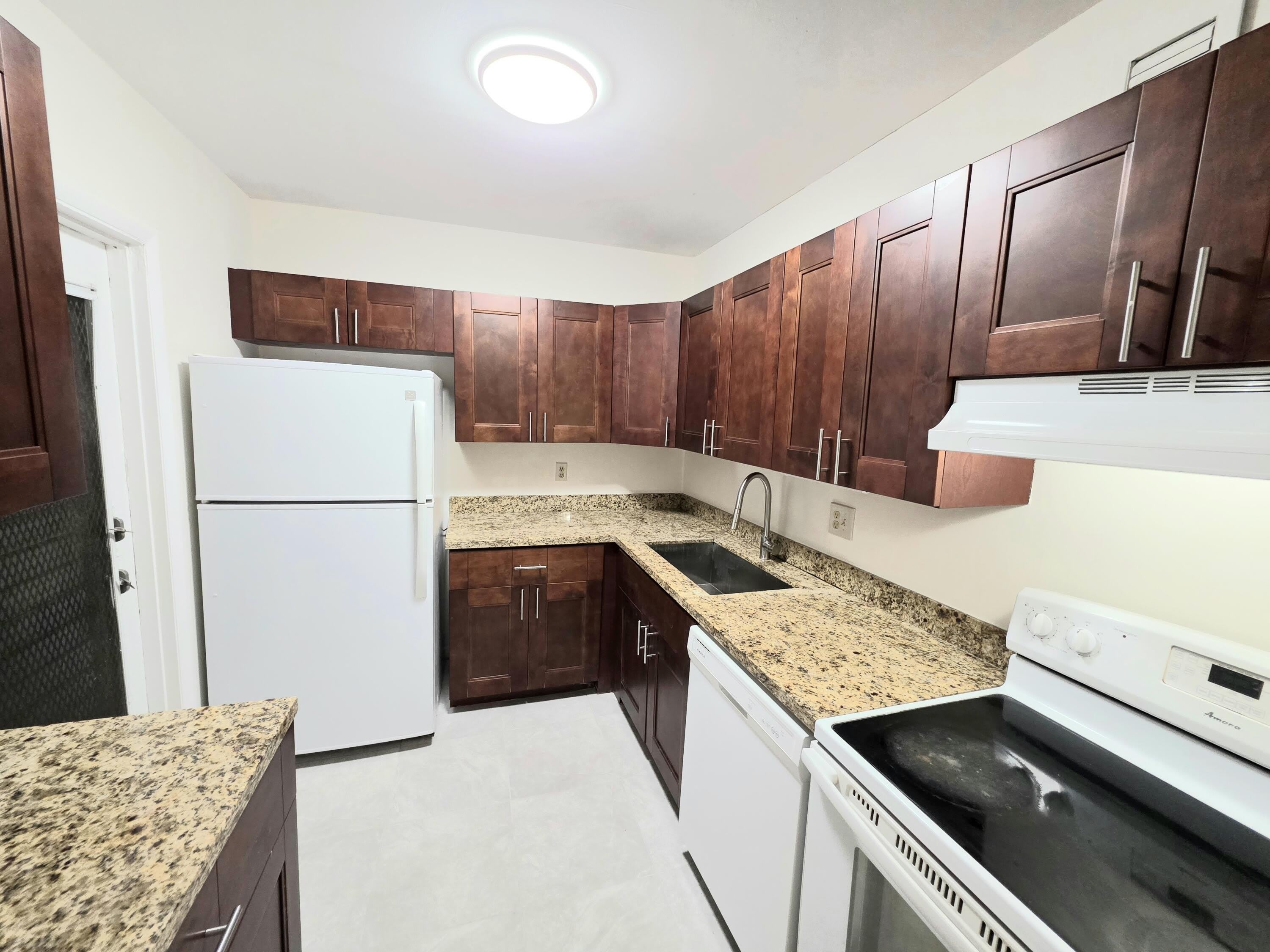 638 Nw 13Th Street – photo 3