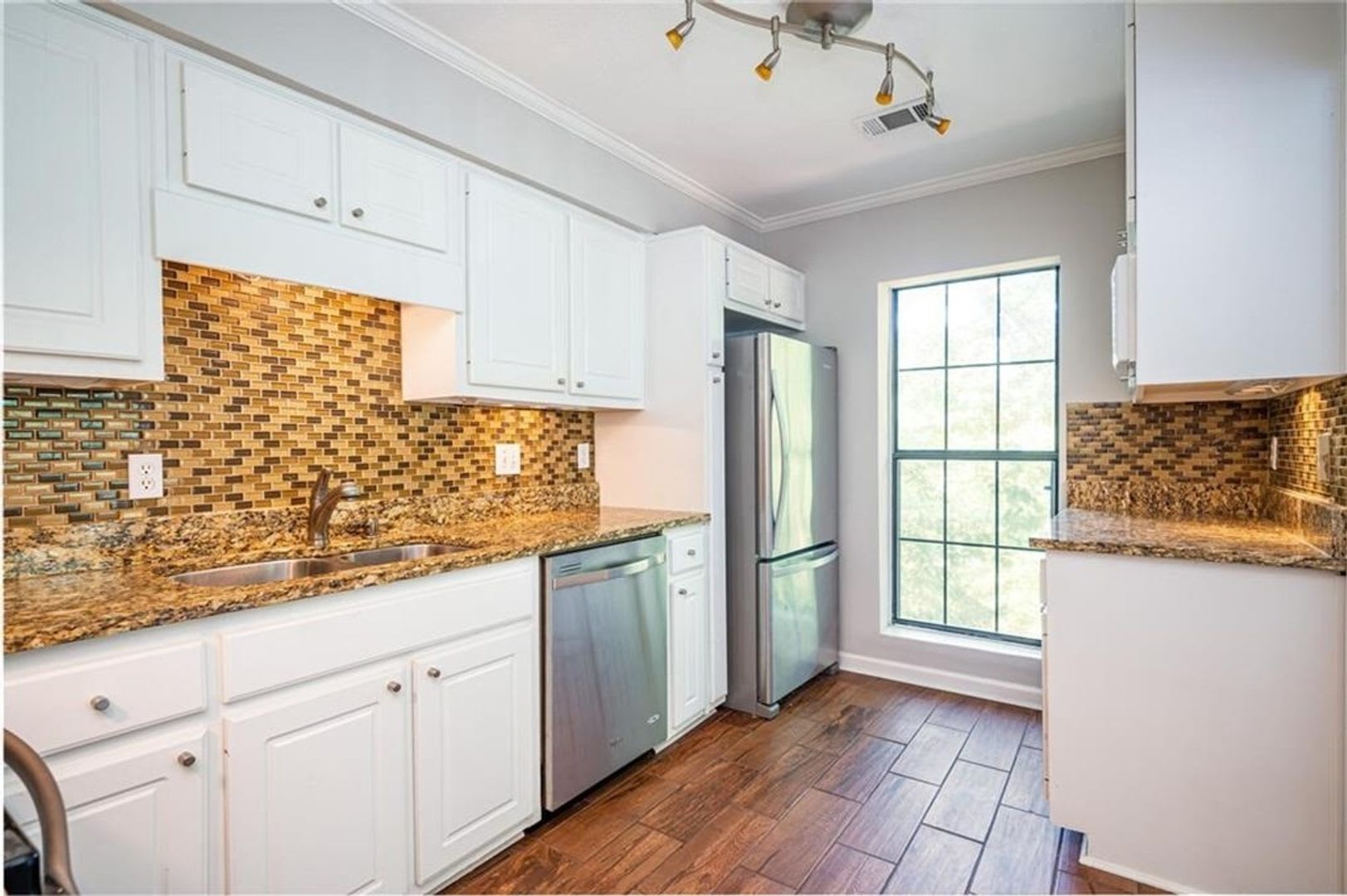 Charming 2BR Condo in Atlanta – photo 4