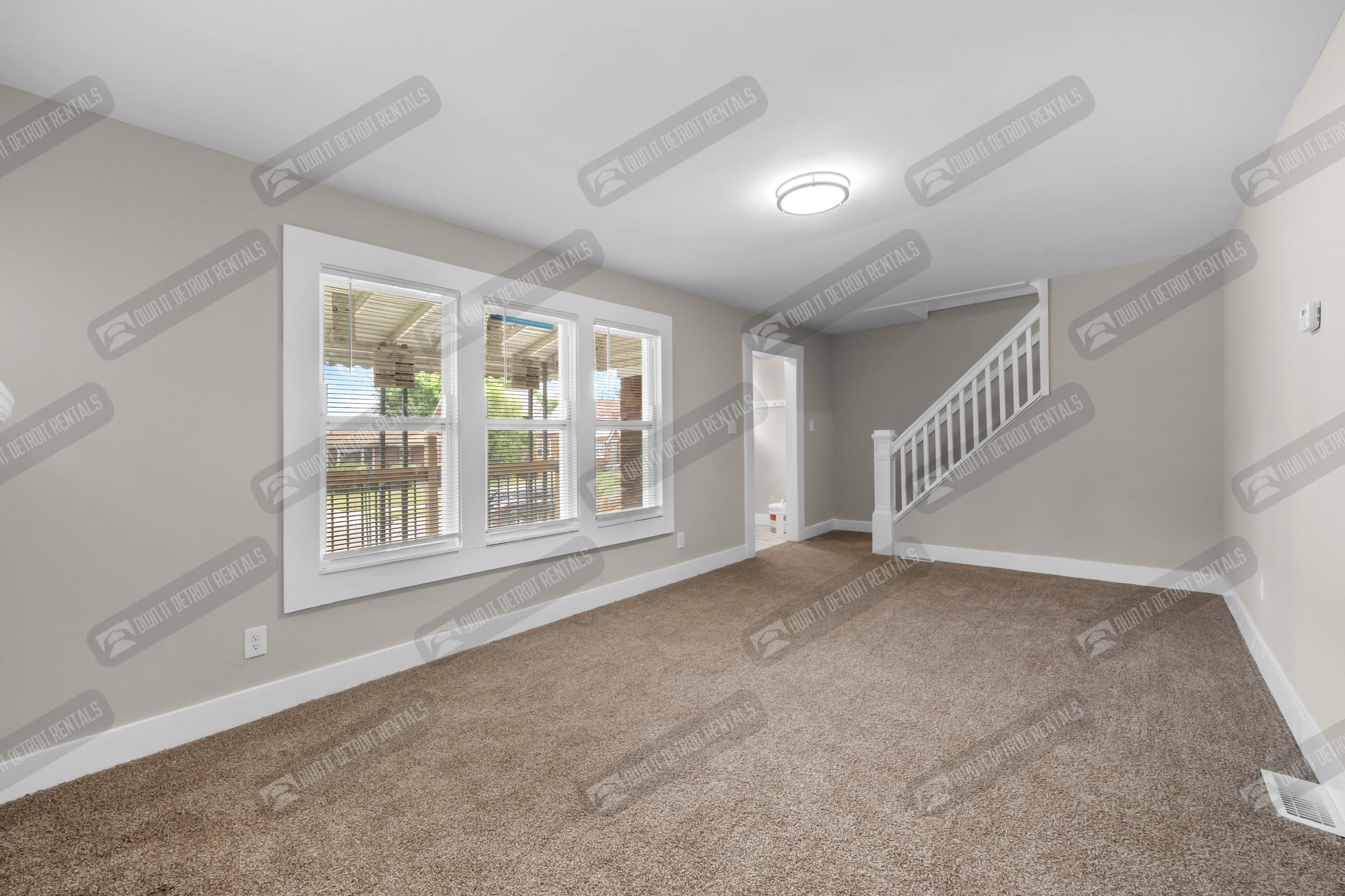 19263 Conley St – photo 4