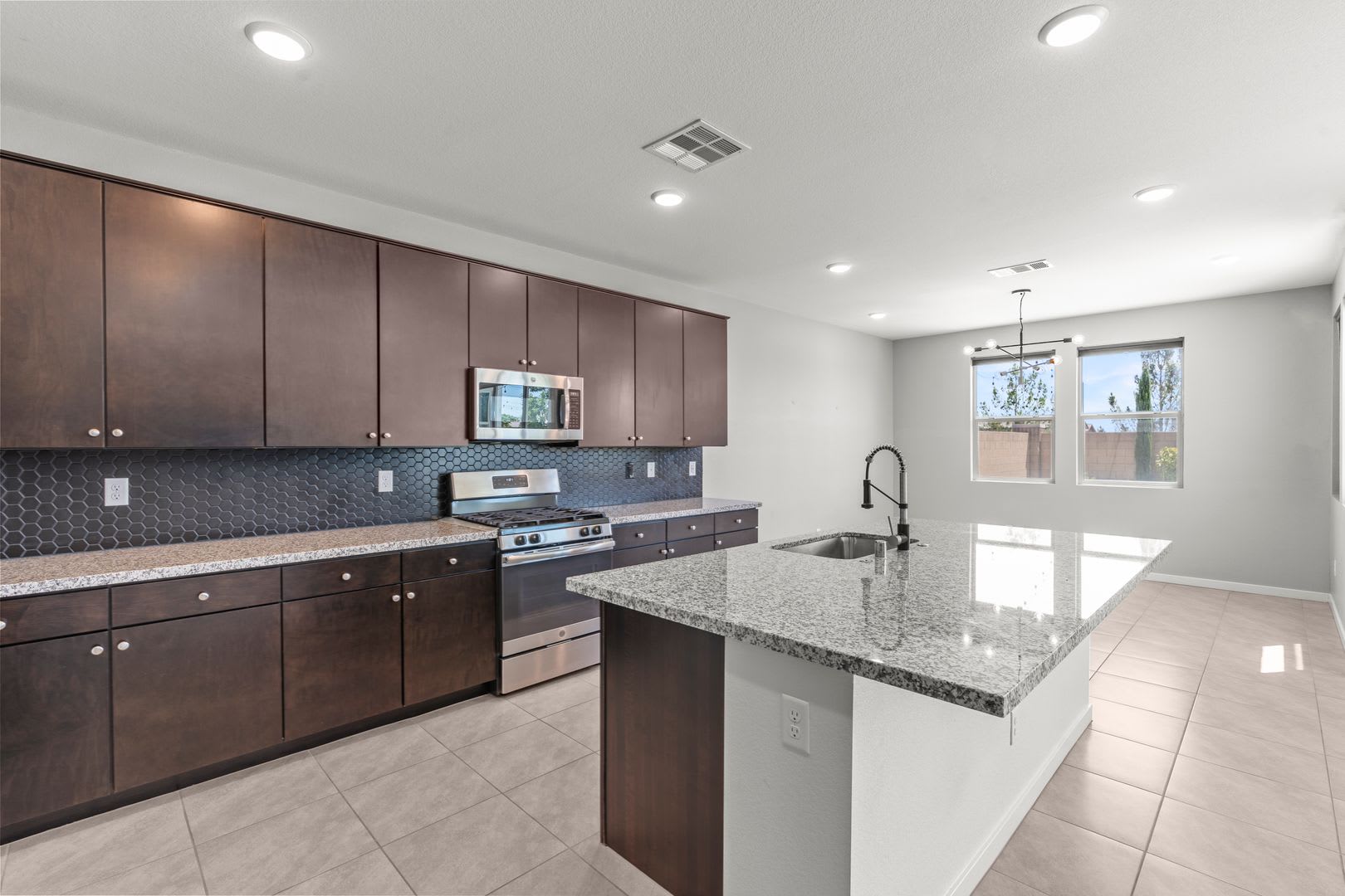 Skye Canyon Pool Home with First-Floor Primary Suite – photo 4