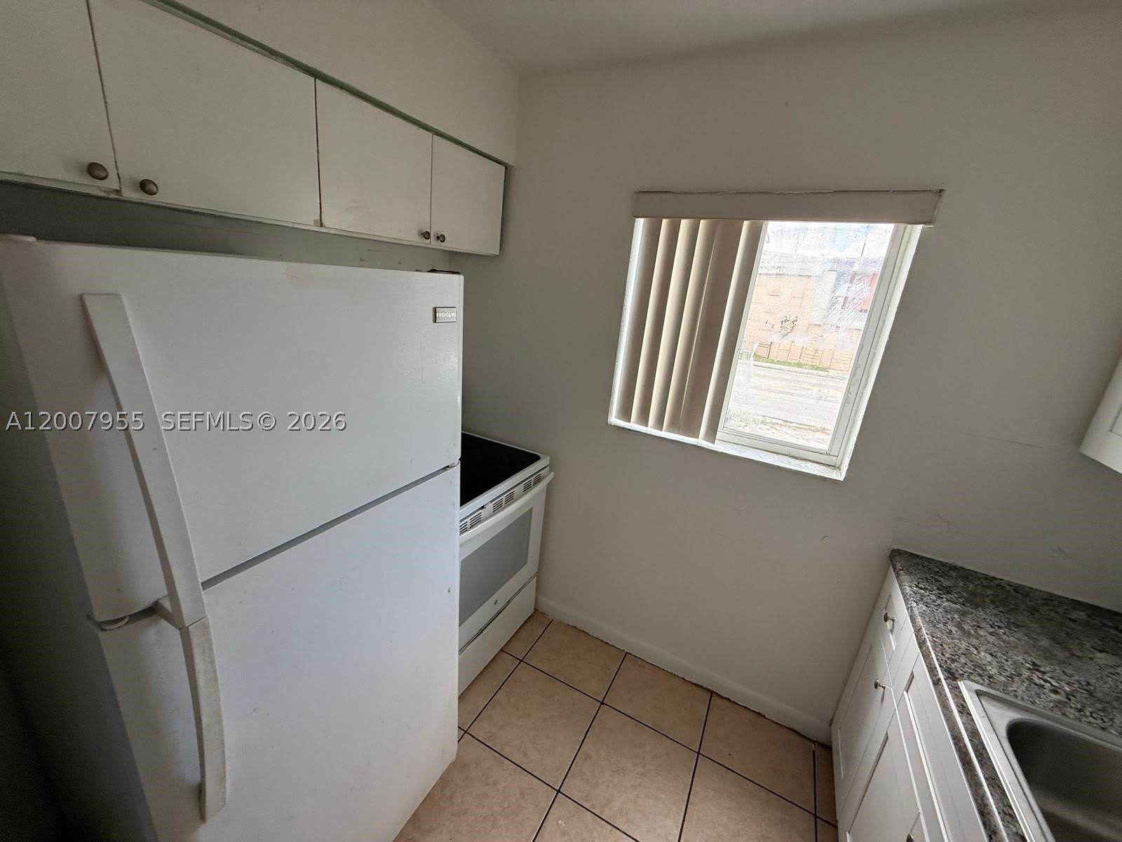 2330 Nw 11Th St – photo 4