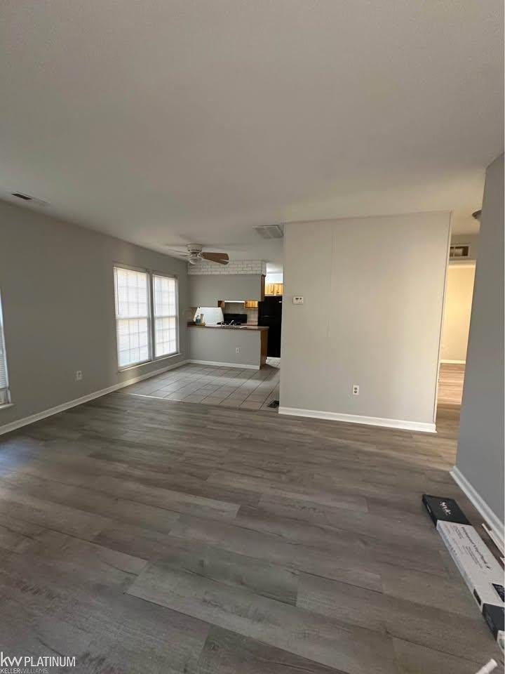 28434 Raleigh Drive – photo 3