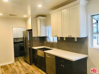 304 West Hillcrest Boulevard – photo 5