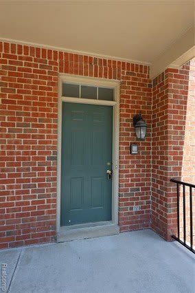 39460 SPRINGWATER Drive – photo 3