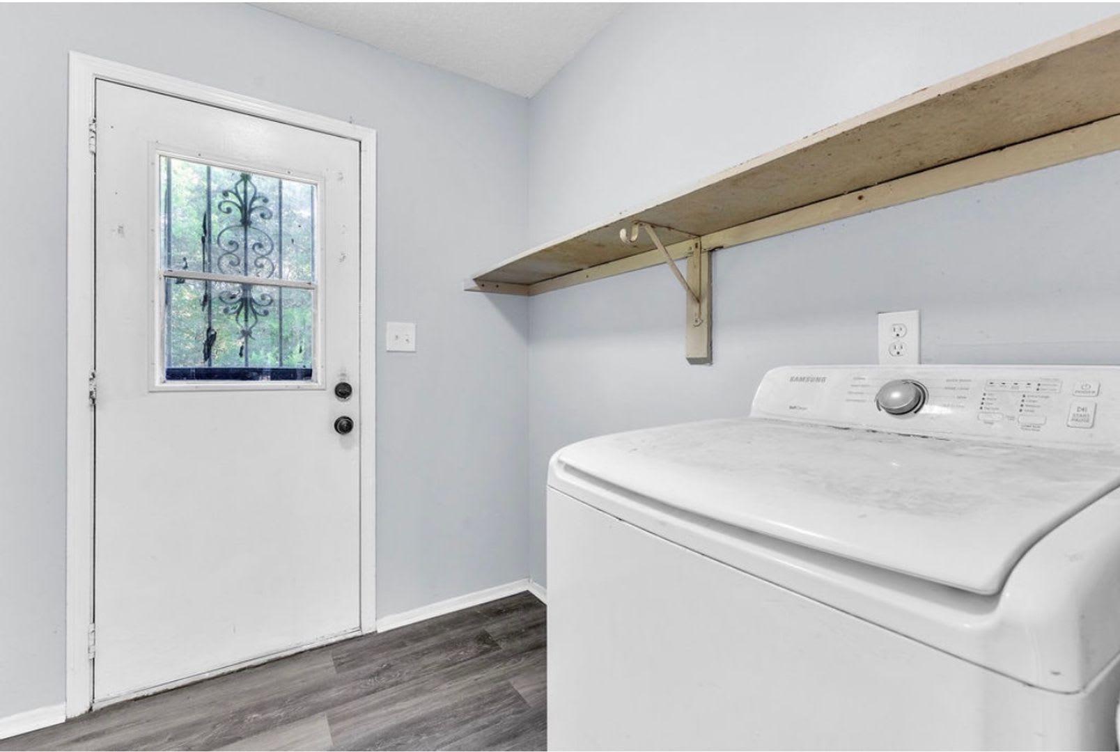 701 Southlawn Dr – photo 4