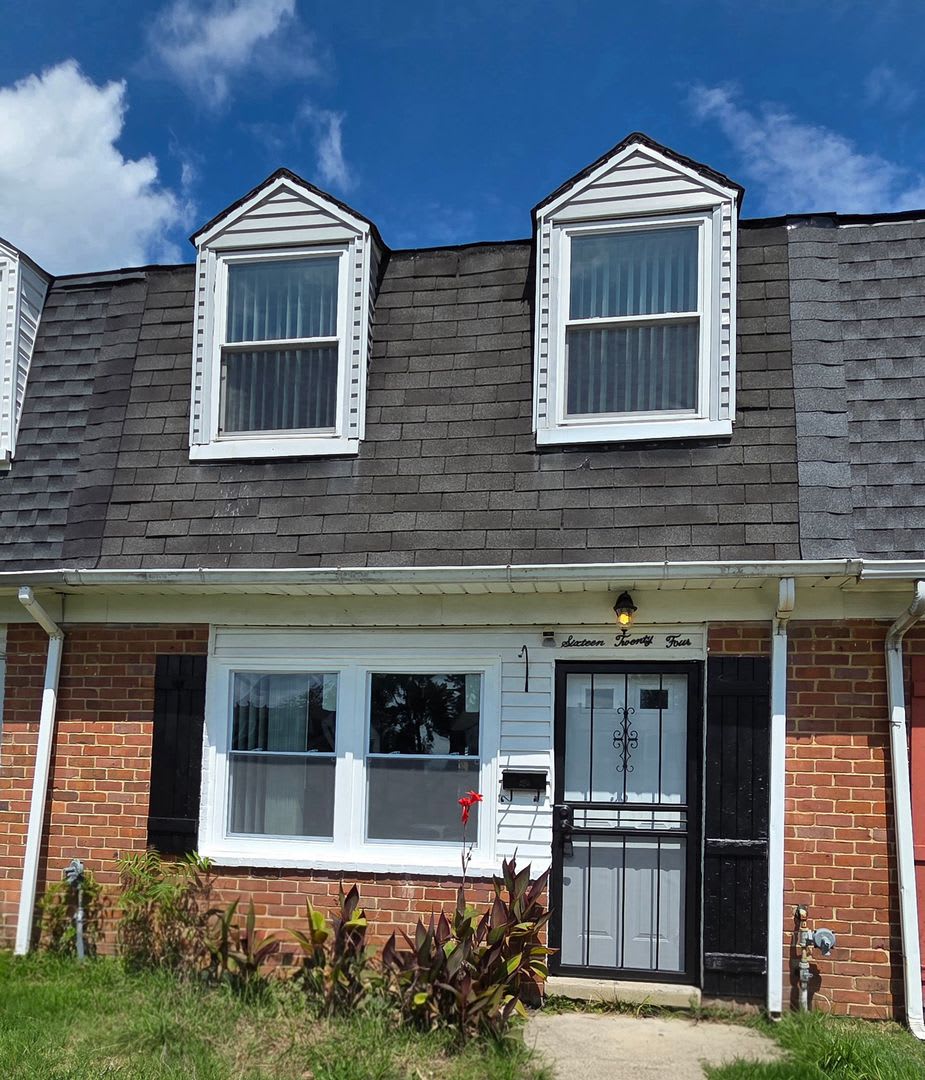 3 Bedroom Townhome Minutes From Towson Town Center! – photo 1