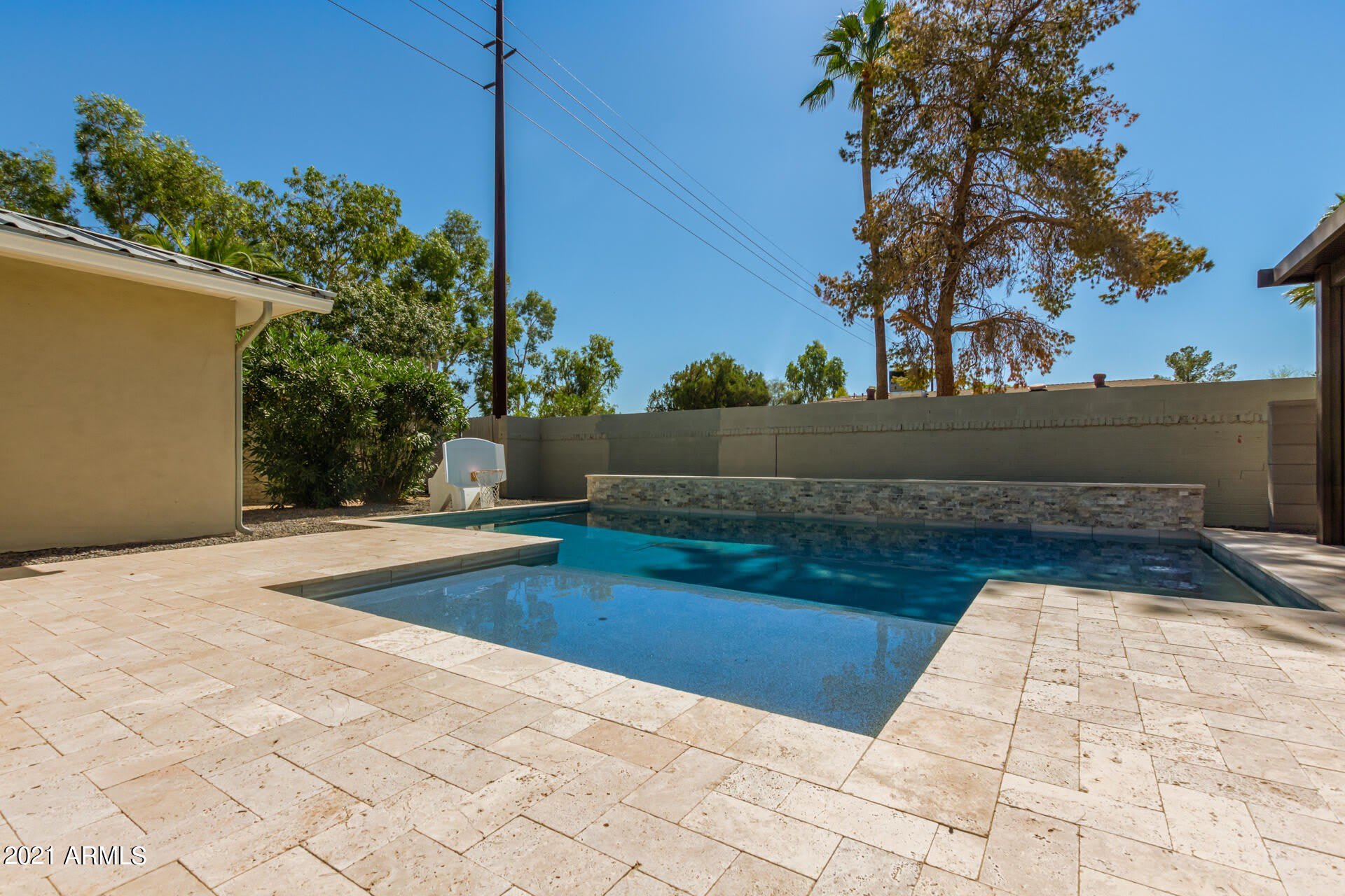 8731 E Minnezona Avenue – photo 2