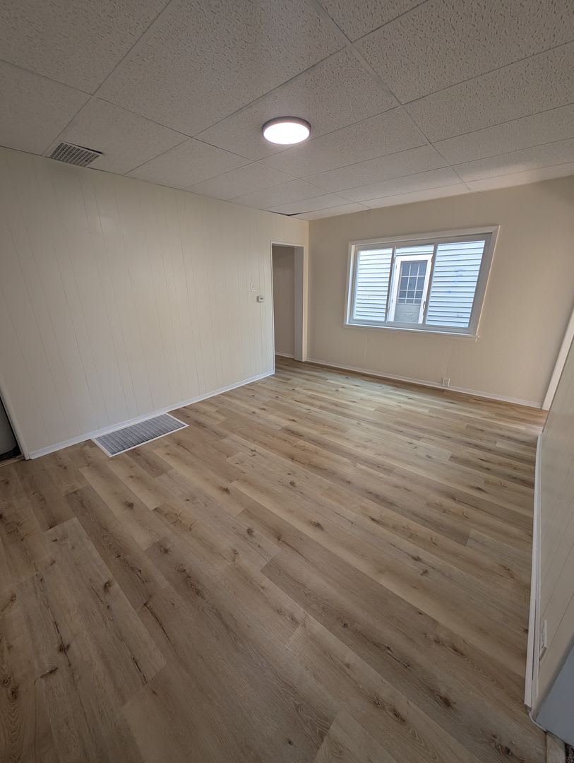 Newly Reno2 Bed, 1 Bath Home in Pitcairn -- Available NOW! – photo 5