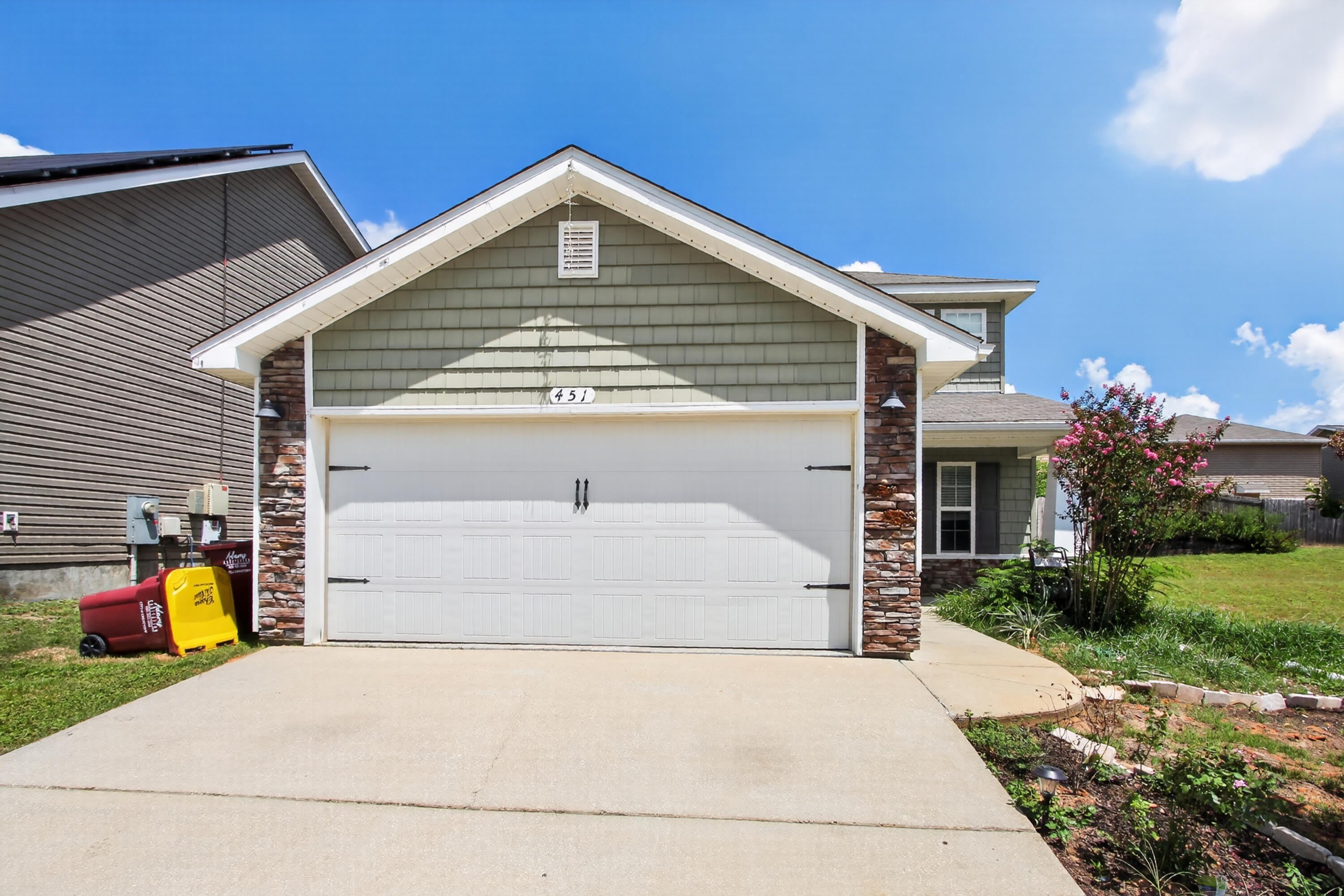 451 Eisenhower Drive – photo 3