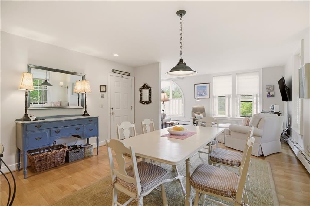 158 Narragansett Avenue – photo 4