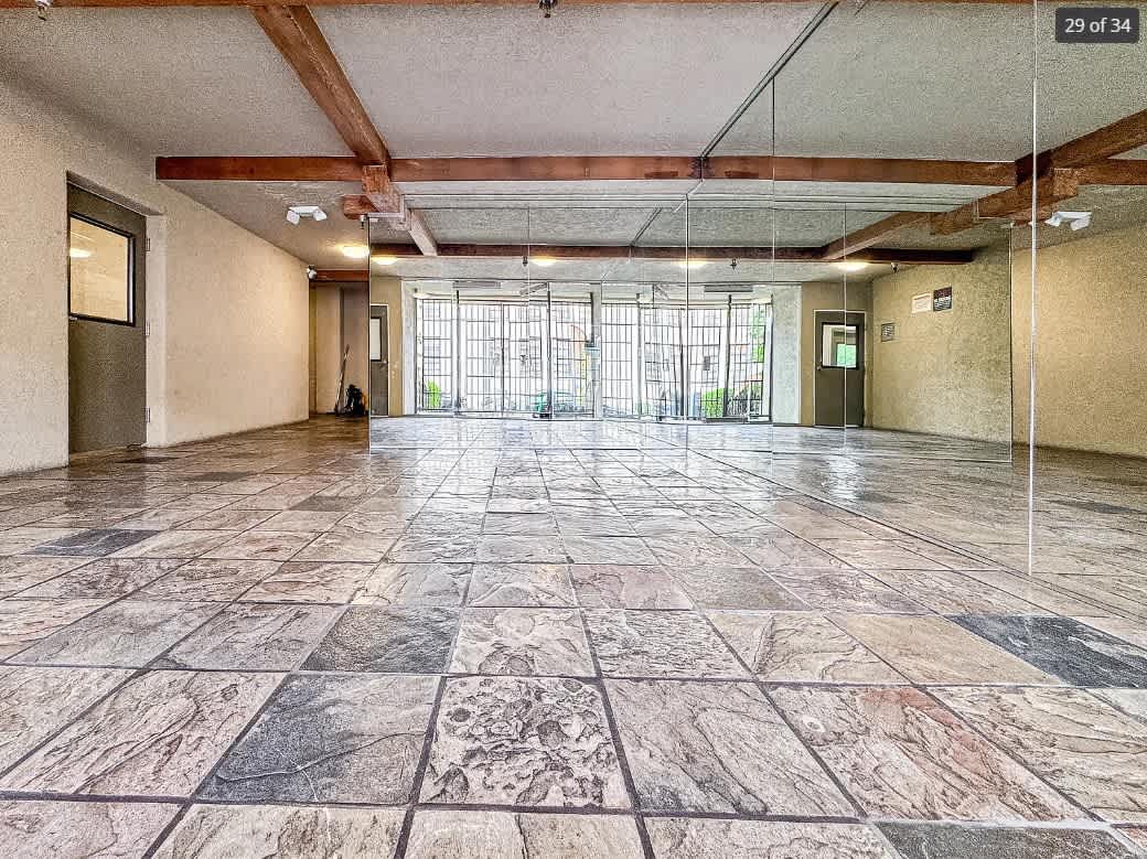 740 South Cochran Avenue – photo 5
