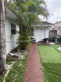 1074 Nw 27Th St – photo 2